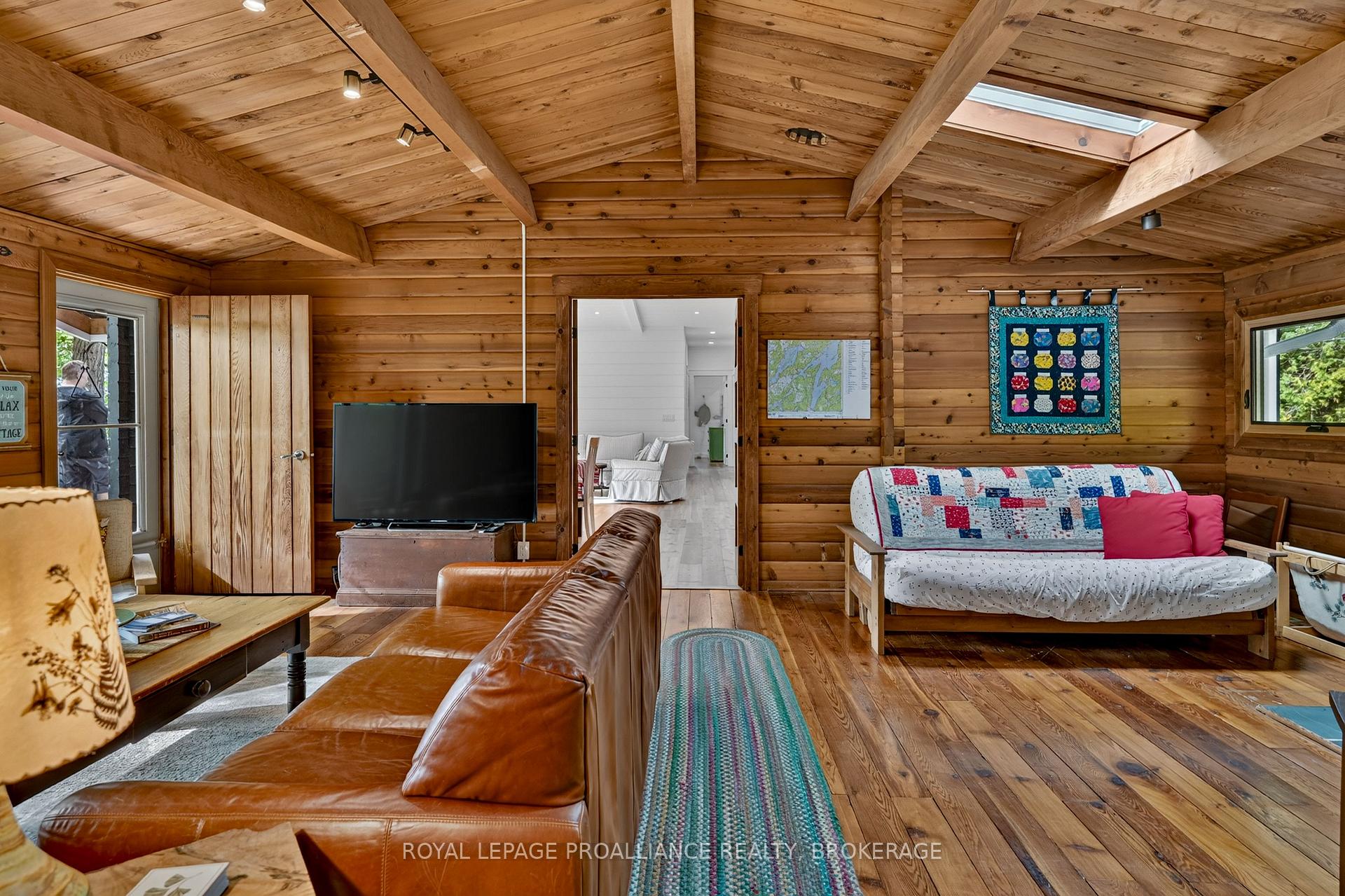 Photo 23 of 1167 Desert Point Lane, Frontenac, Frontenac South — HOMEH