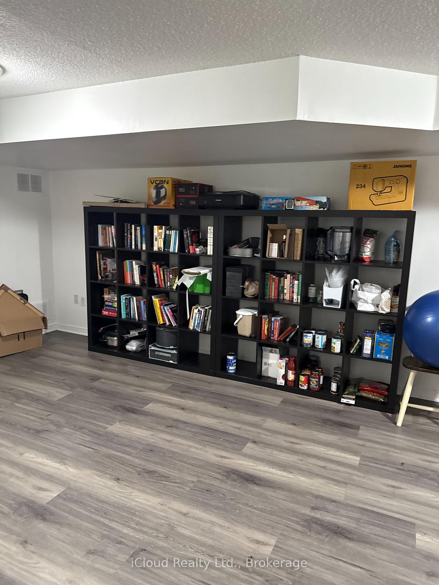 Photo 18 of Unit 46, 1489 Heritage Way, Oakville, Glen Abbey — HOMEH