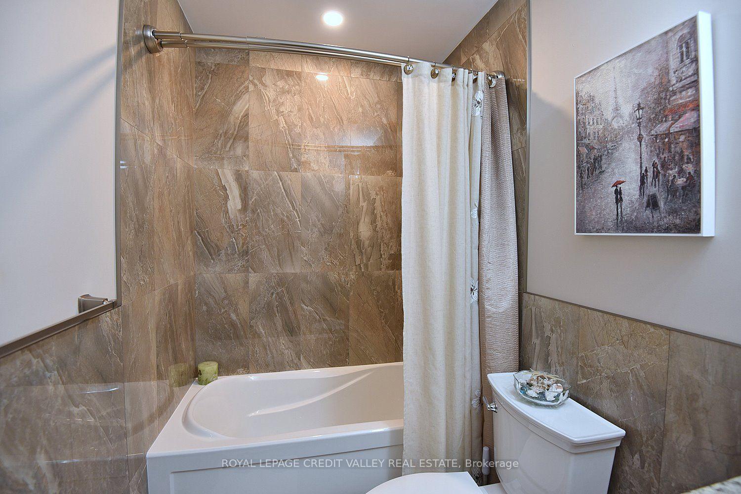 Photo 25 of Unit 430, 8111 Forest Glen Drive S, Niagara Falls, Mt. Carmel — HOMEH