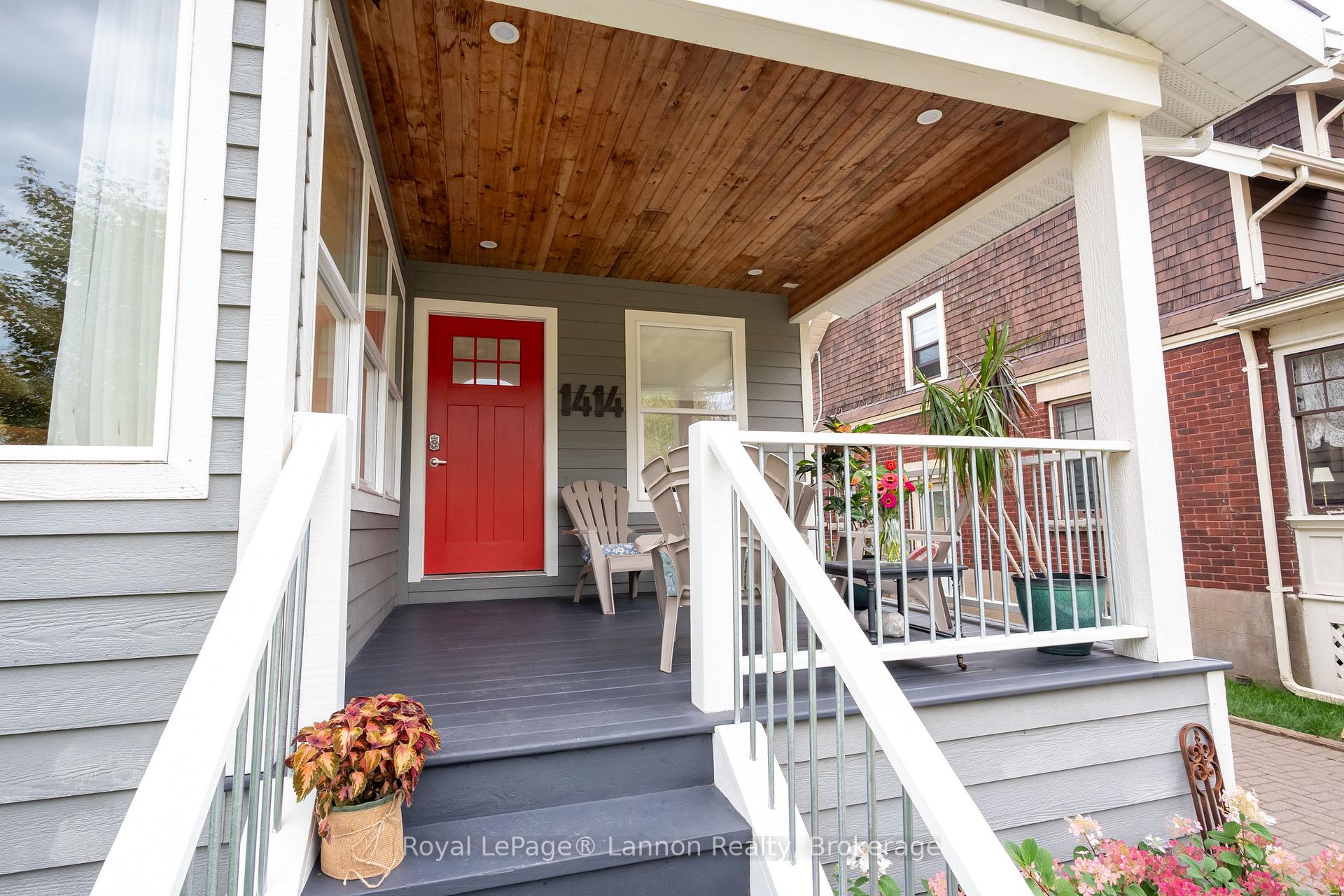 Photo 2 of 1414 Mcgregor Avenue, Thunder Bay, Hyde Park — HOMEH