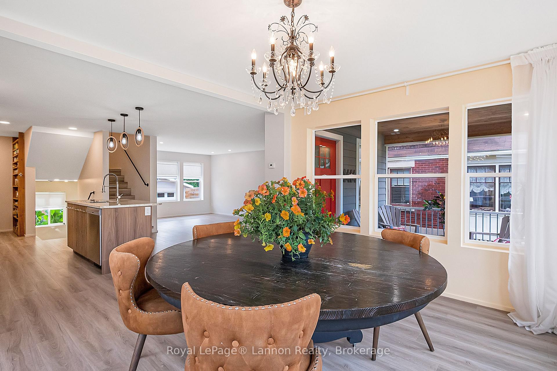 Photo 5 of 1414 Mcgregor Avenue, Thunder Bay, Hyde Park — HOMEH