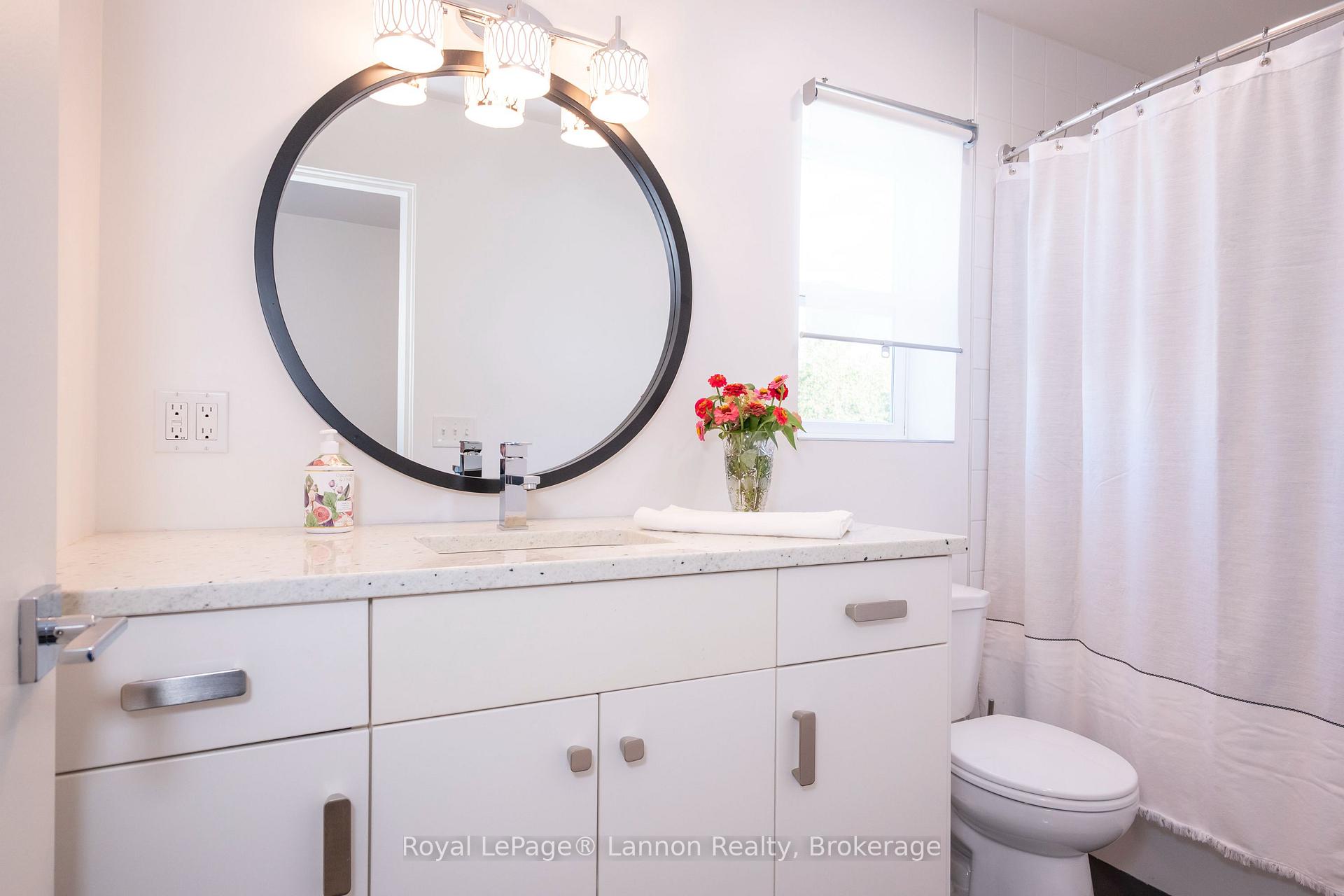 Photo 23 of 1414 Mcgregor Avenue, Thunder Bay, Hyde Park — HOMEH
