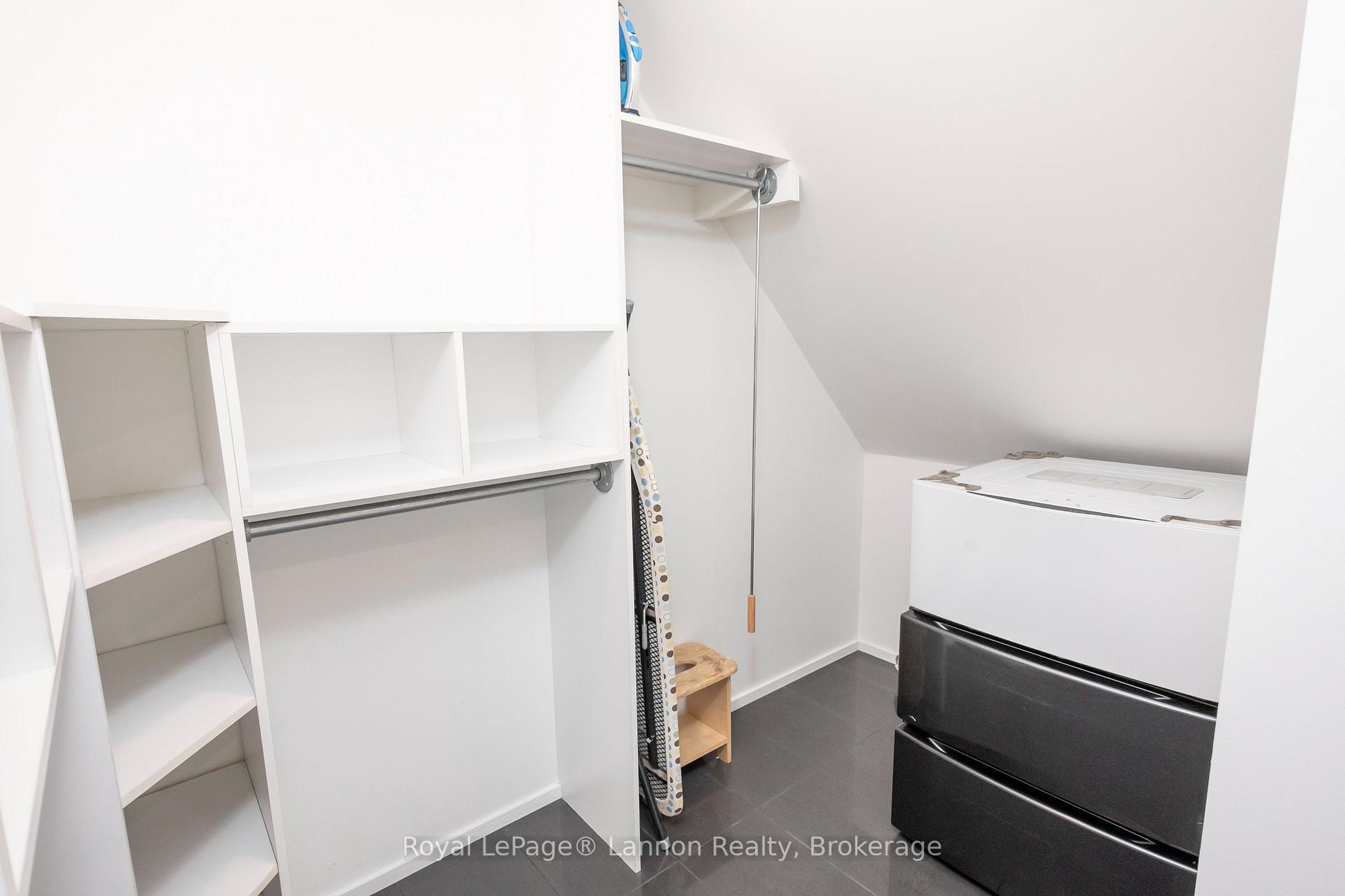 Photo 34 of 1414 Mcgregor Avenue, Thunder Bay, Hyde Park — HOMEH