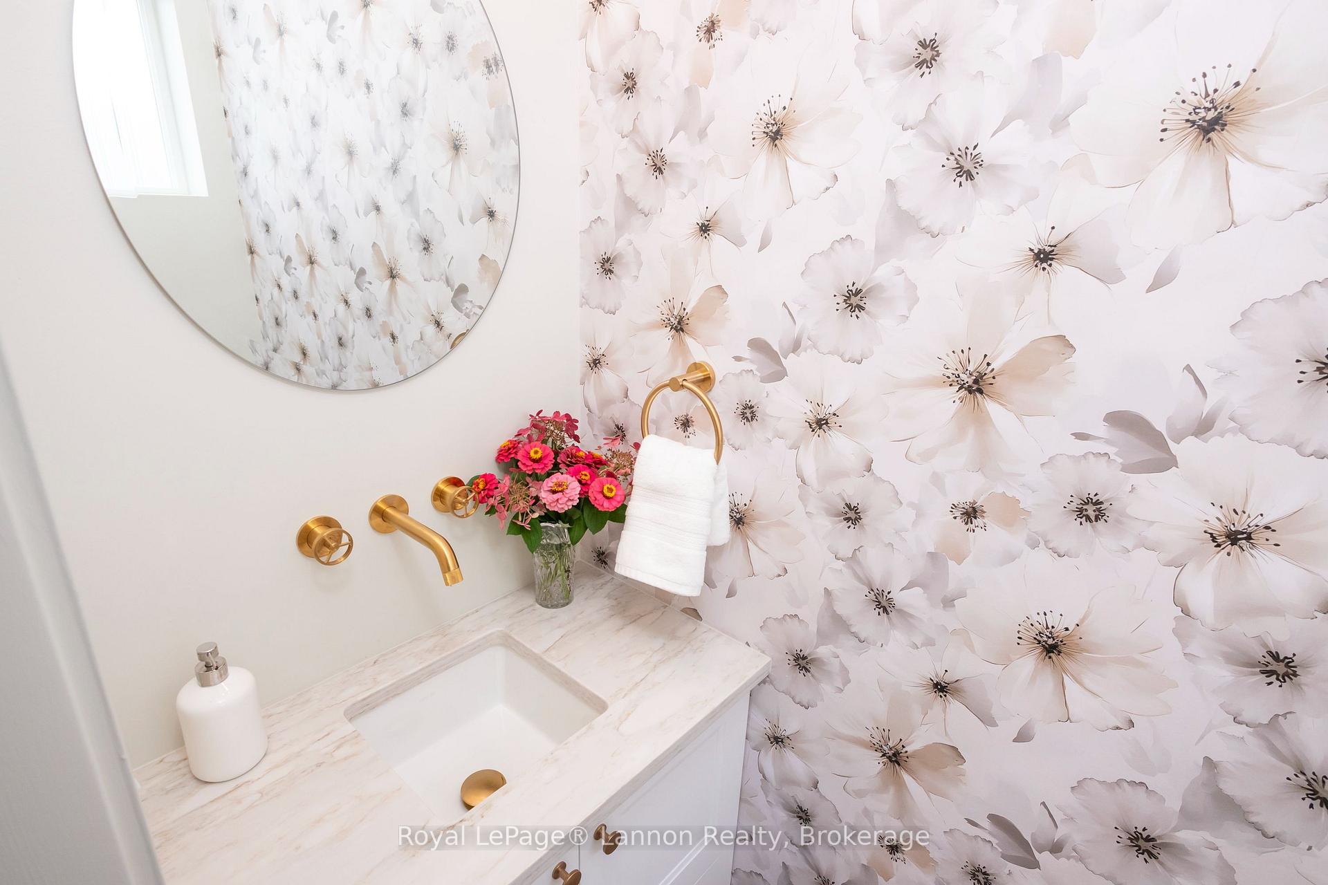 Photo 38 of 1414 Mcgregor Avenue, Thunder Bay, Hyde Park — HOMEH