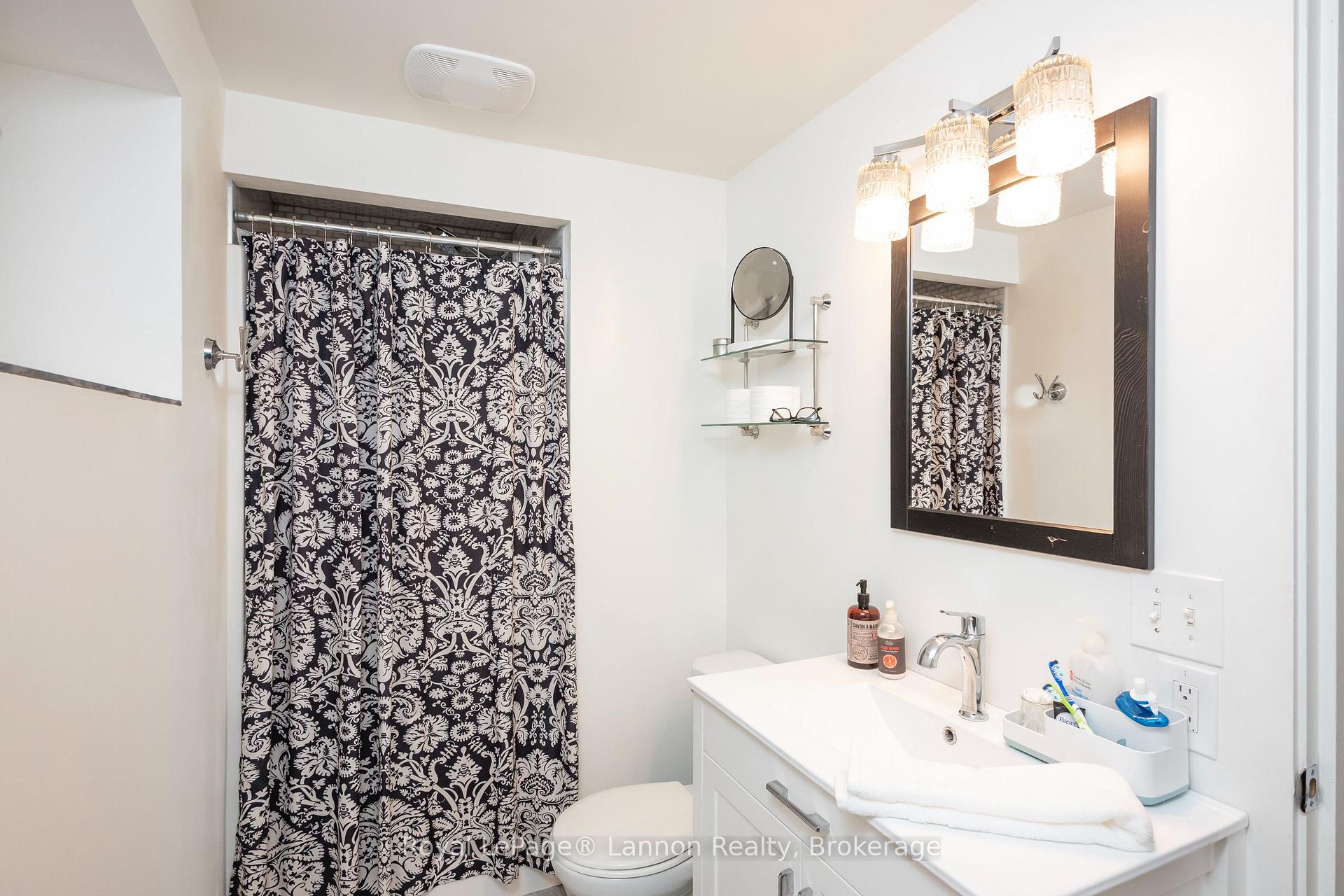 Photo 43 of 1414 Mcgregor Avenue, Thunder Bay, Hyde Park — HOMEH