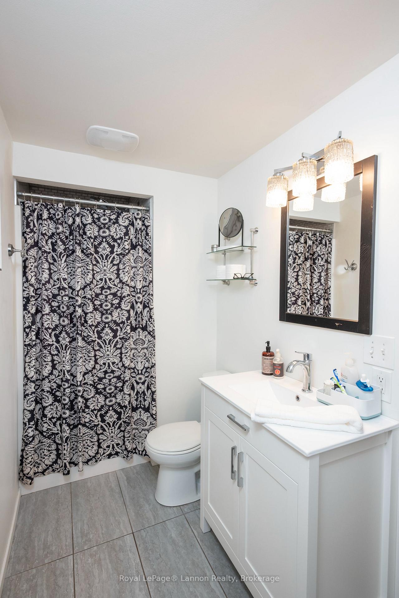 Photo 44 of 1414 Mcgregor Avenue, Thunder Bay, Hyde Park — HOMEH