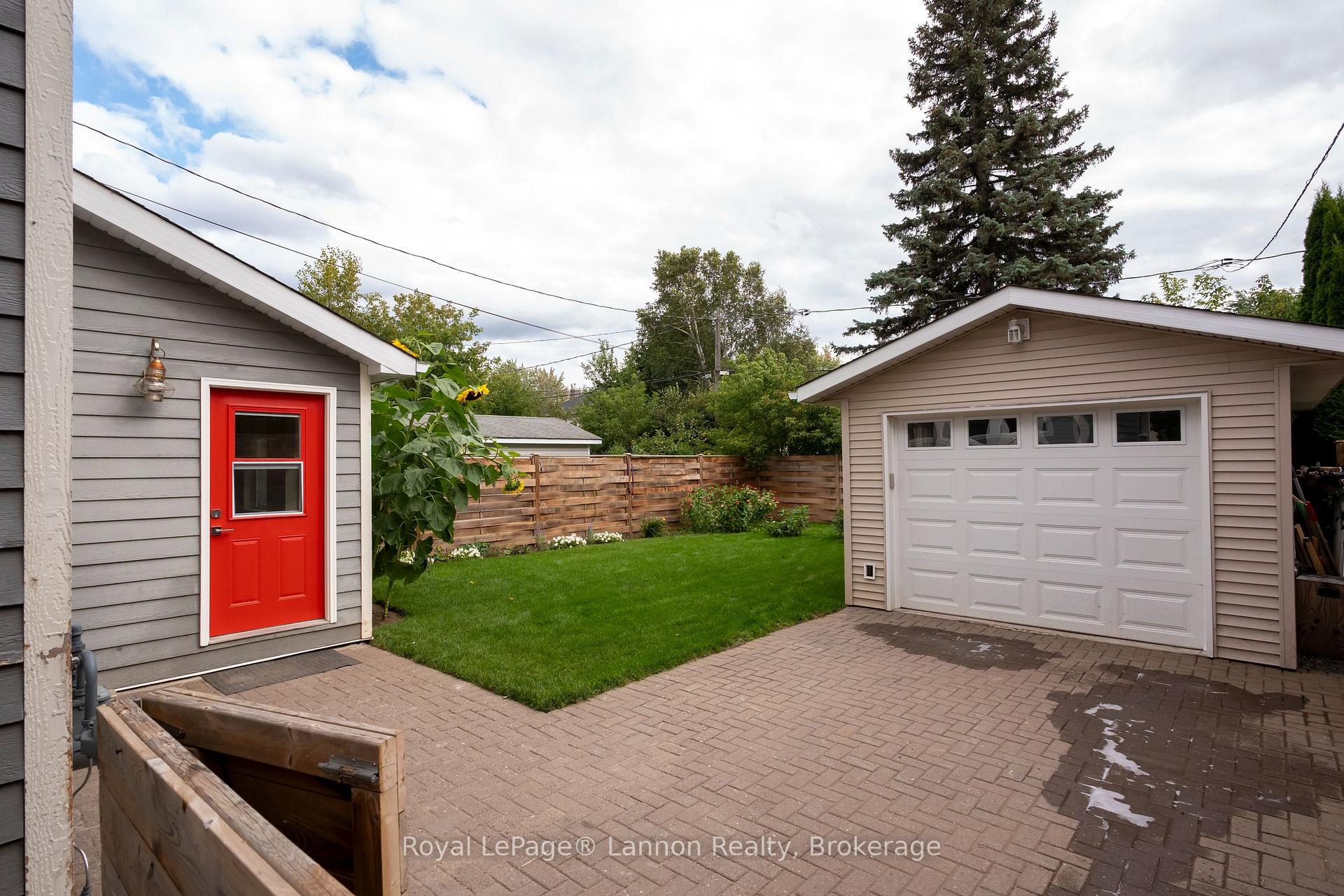 Photo 52 of 1414 Mcgregor Avenue, Thunder Bay, Hyde Park — HOMEH