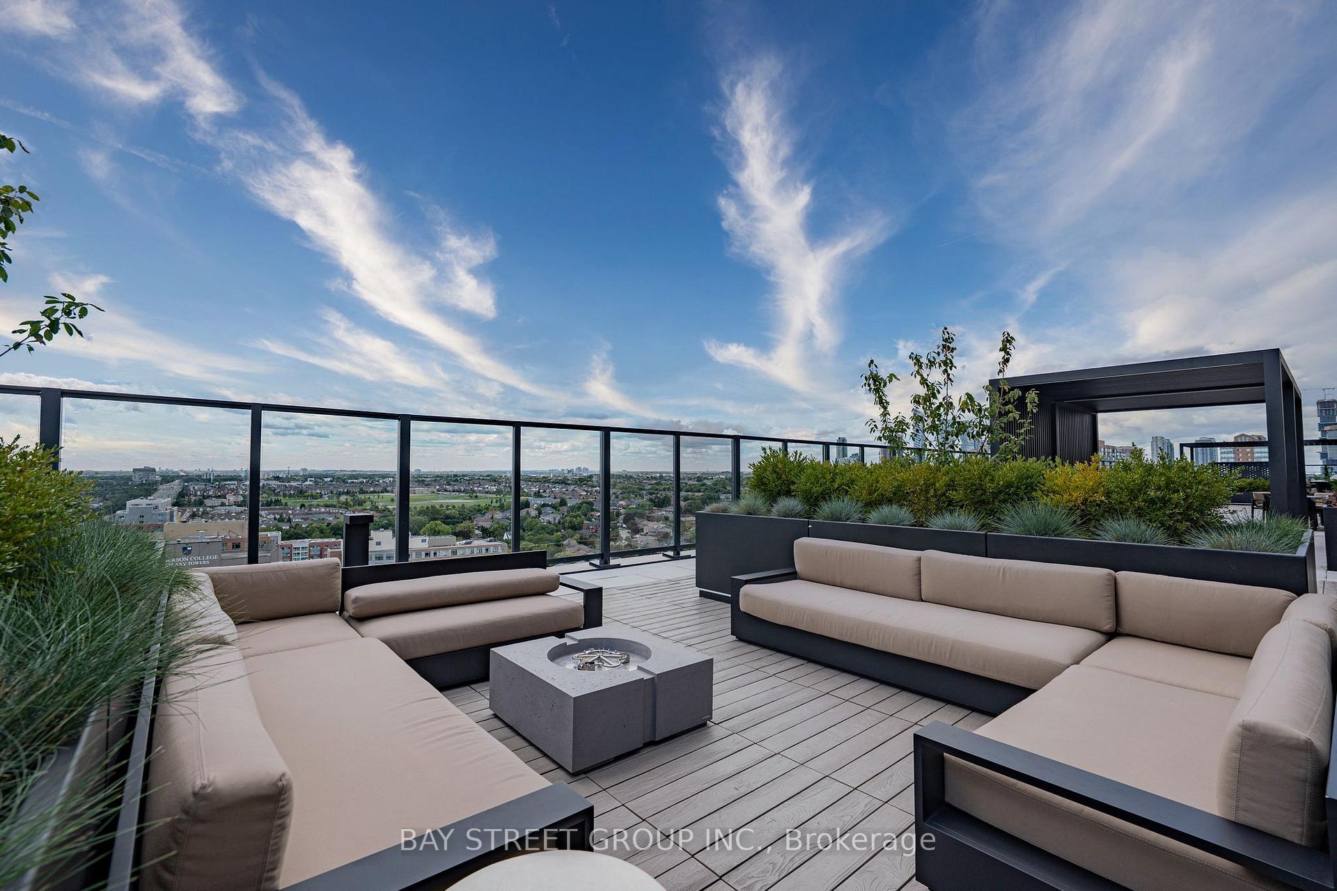 Photo 38 of 3009 Novar Road, Mississauga, Cooksville — HOMEH