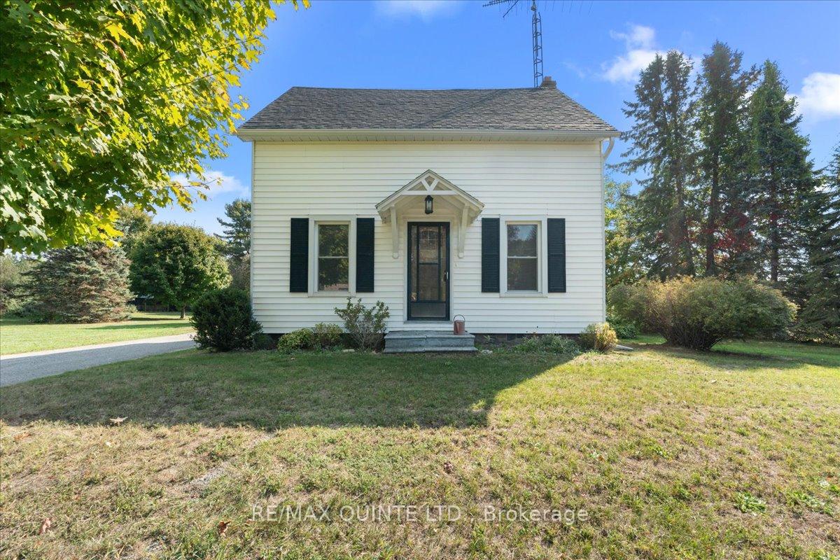 Front of 1501 County Road 12