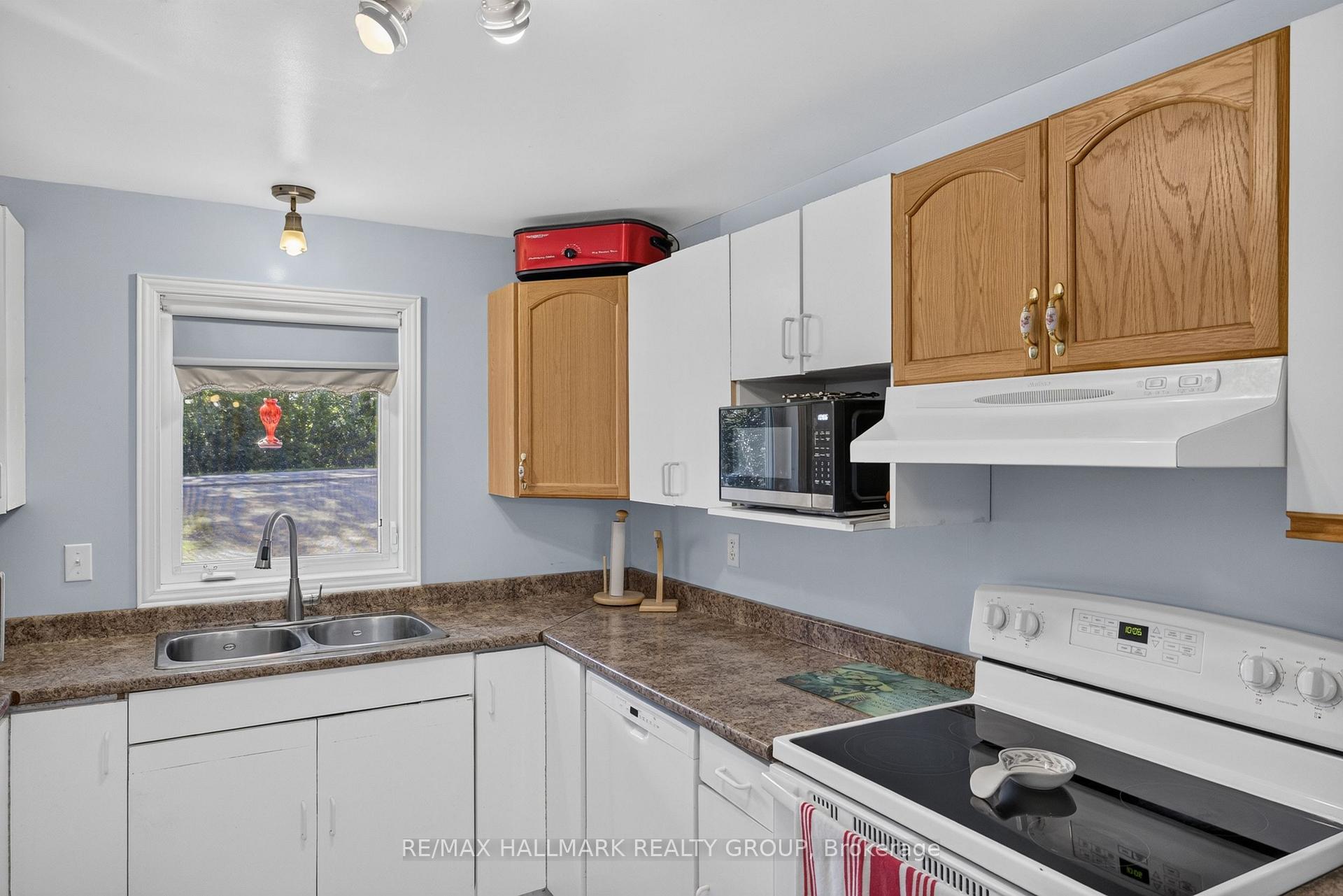 Photo 17 of 620 Highway 15 South, Rideau Lakes, Rideau Lakes (South Elmsley) Twp — HOMEH