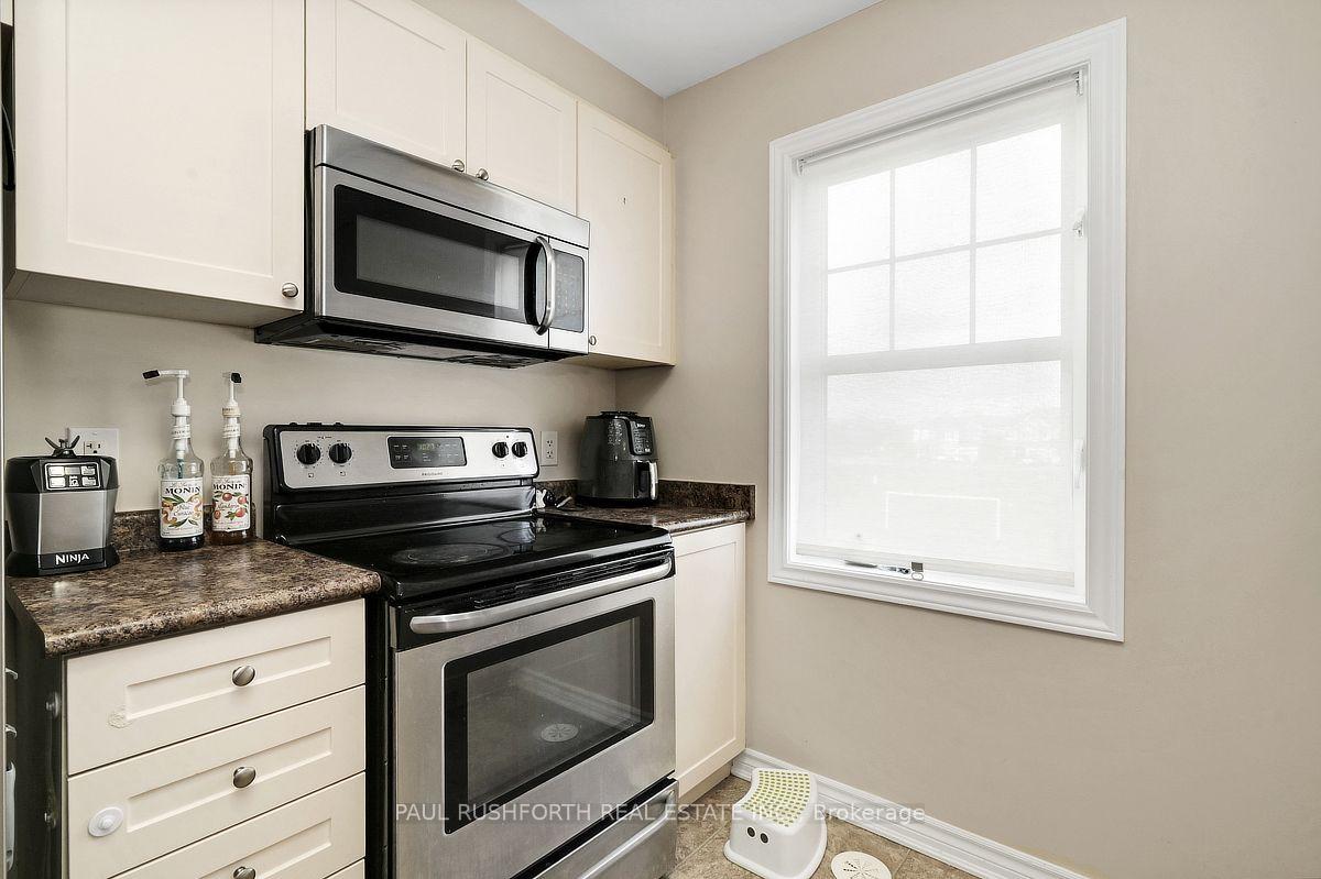 Photo 10 of 69 Luminescence Way, Ottawa, Notting Hill/Summerside — HOMEH