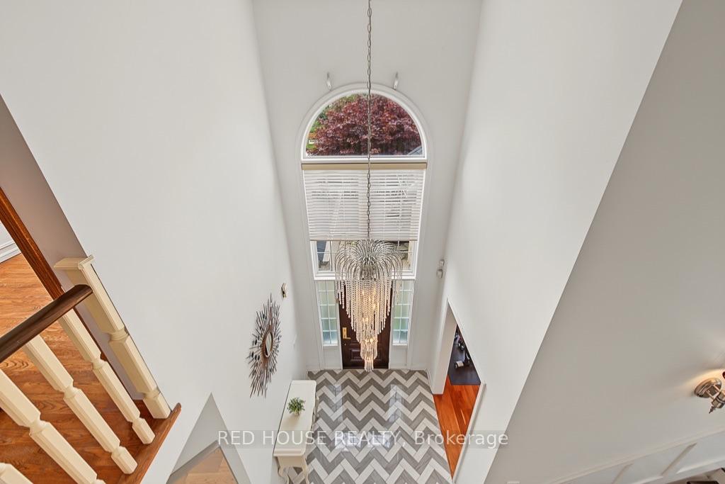 Photo 4 of 111 Neilson Drive, Etobicoke, Markland Wood — HOMEH