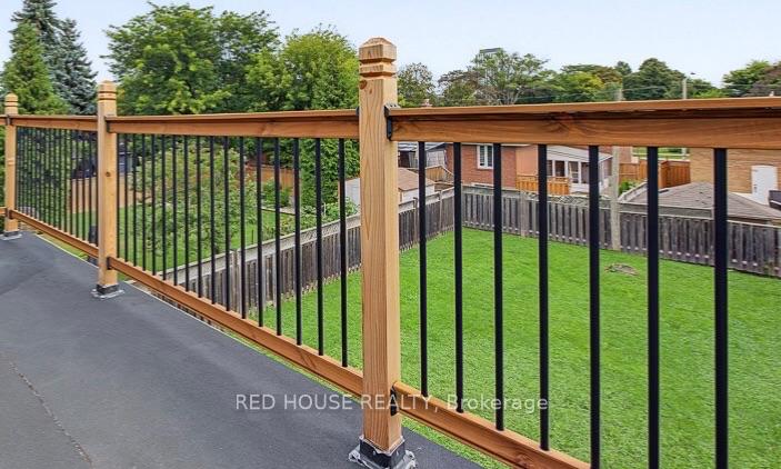 Photo 27 of 111 Neilson Drive, Etobicoke, Markland Wood — HOMEH