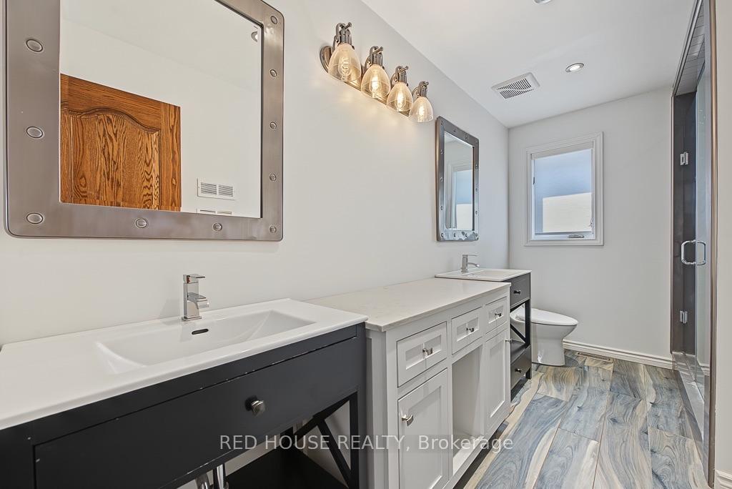 Photo 35 of 111 Neilson Drive, Etobicoke, Markland Wood — HOMEH