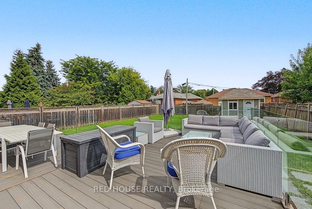 Photo 41 of 111 Neilson Drive, Etobicoke, Markland Wood — HOMEH