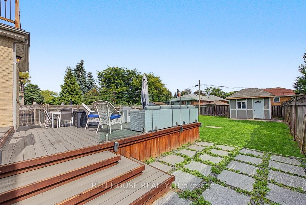 Photo 42 of 111 Neilson Drive, Etobicoke, Markland Wood — HOMEH