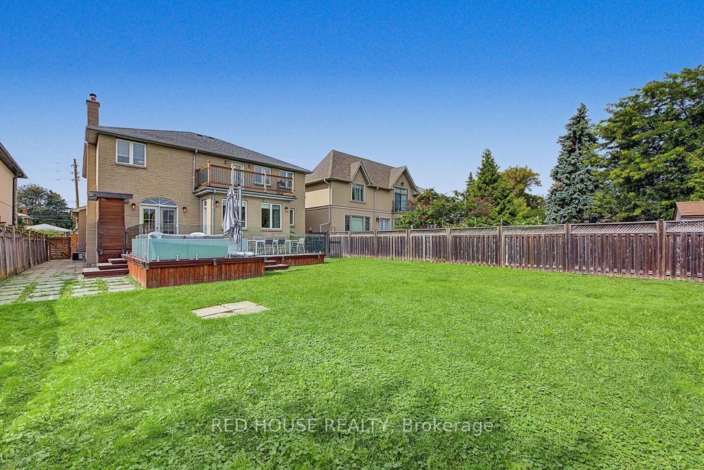 Photo 44 of 111 Neilson Drive, Etobicoke, Markland Wood — HOMEH