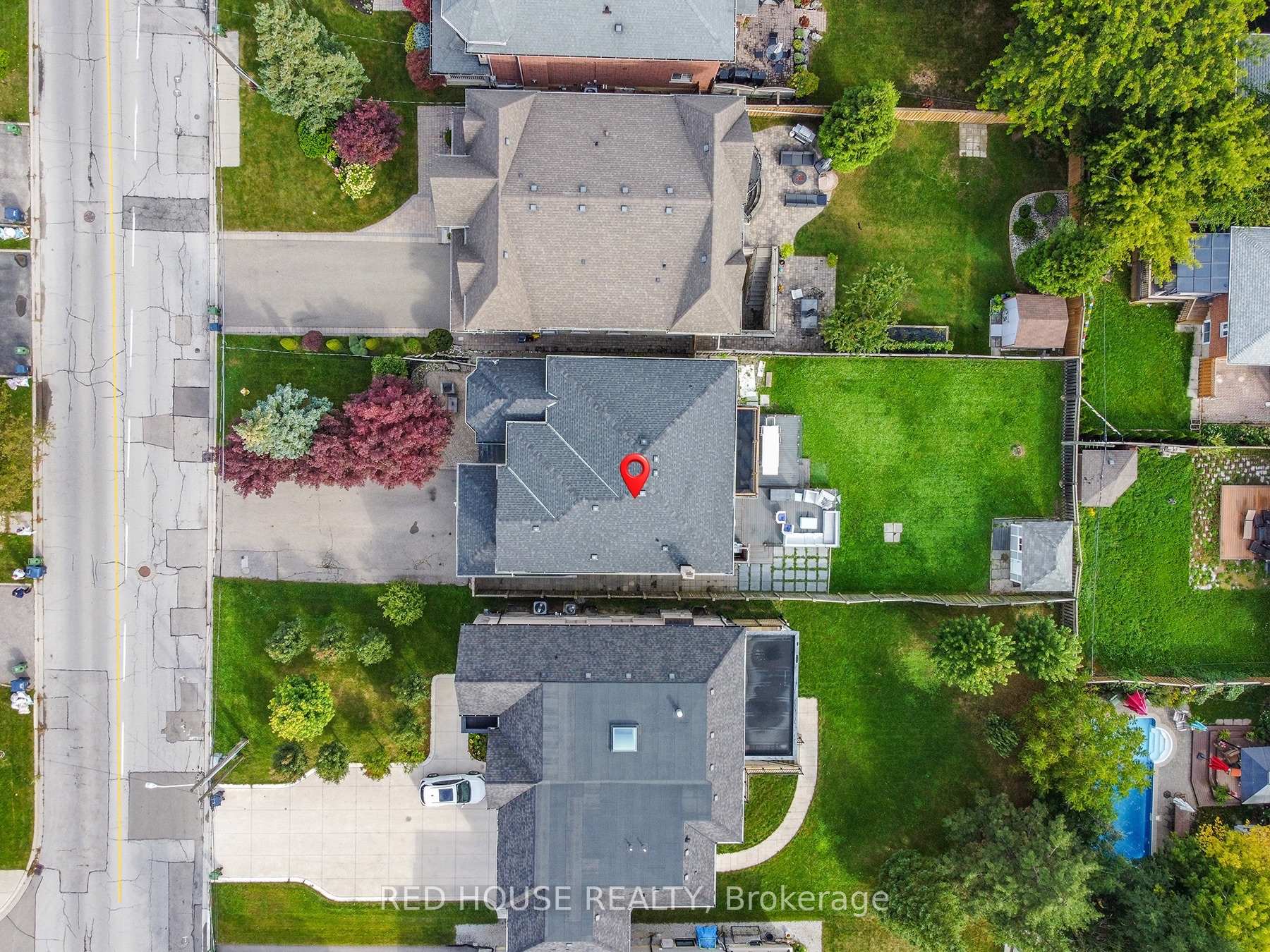 Photo 50 of 111 Neilson Drive, Etobicoke, Markland Wood — HOMEH