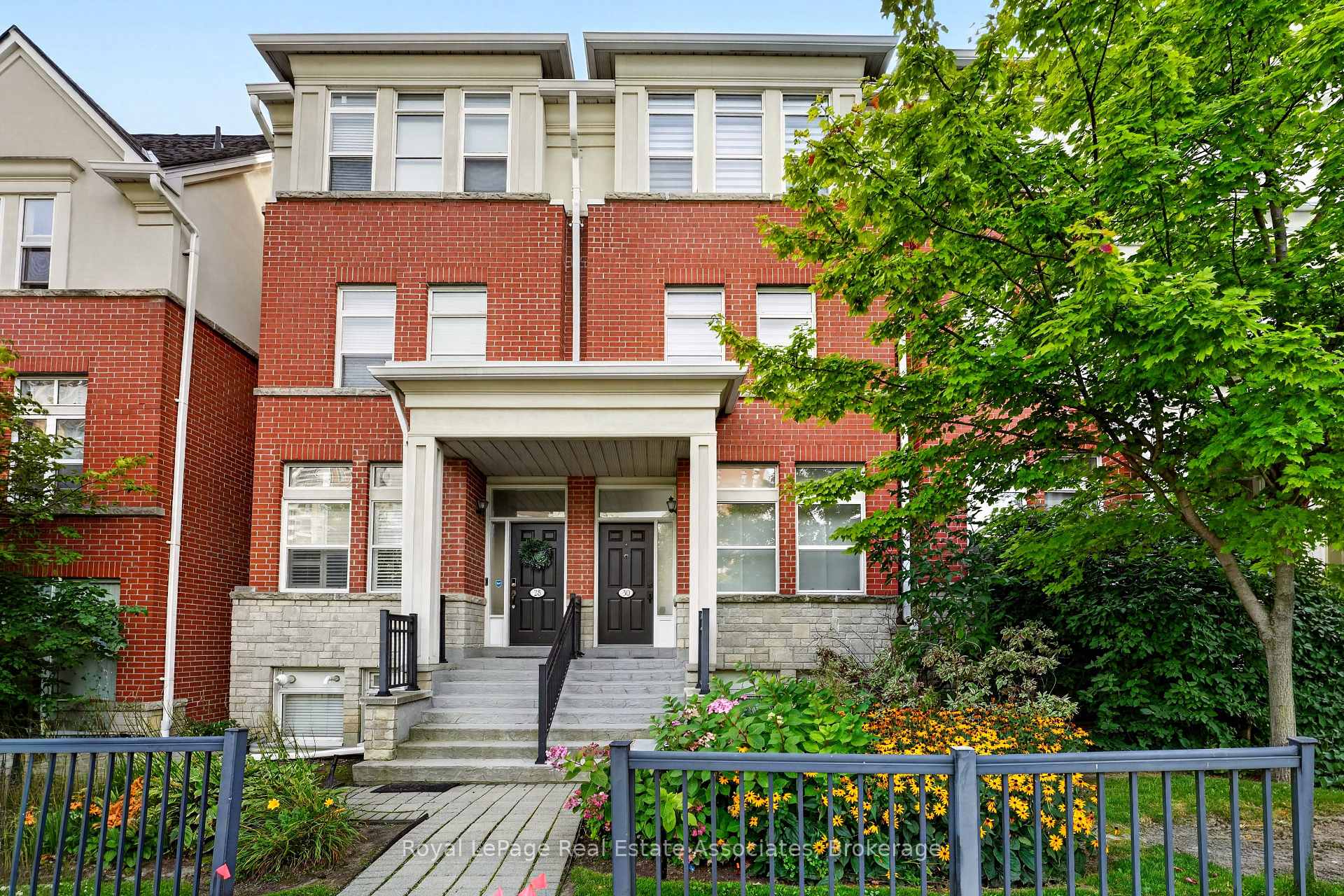 Photo 1 of 30 Michael Power Place, Etobicoke, Islington-City Centre West — HOMEH