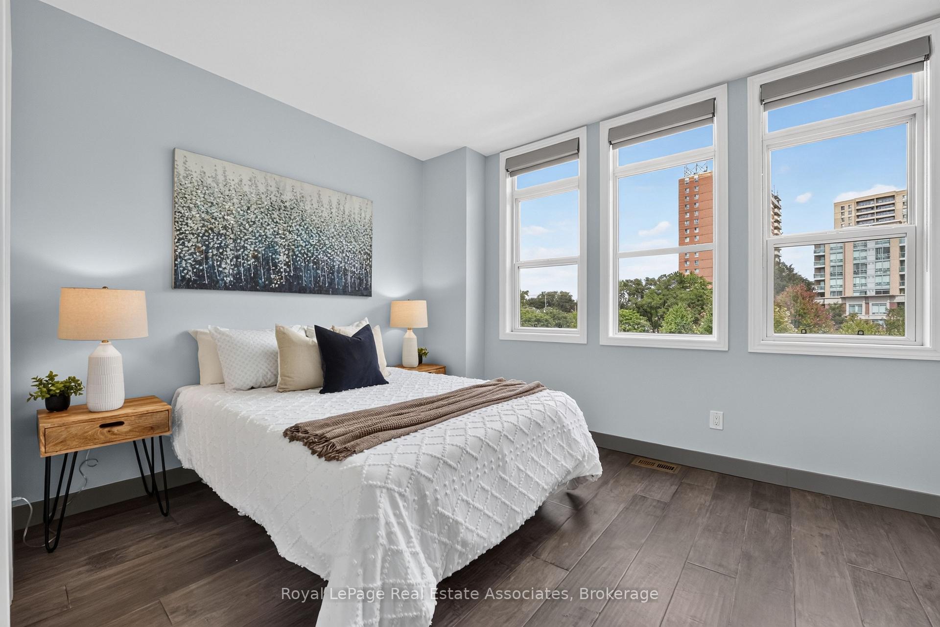Photo 29 of 30 Michael Power Place, Etobicoke, Islington-City Centre West — HOMEH