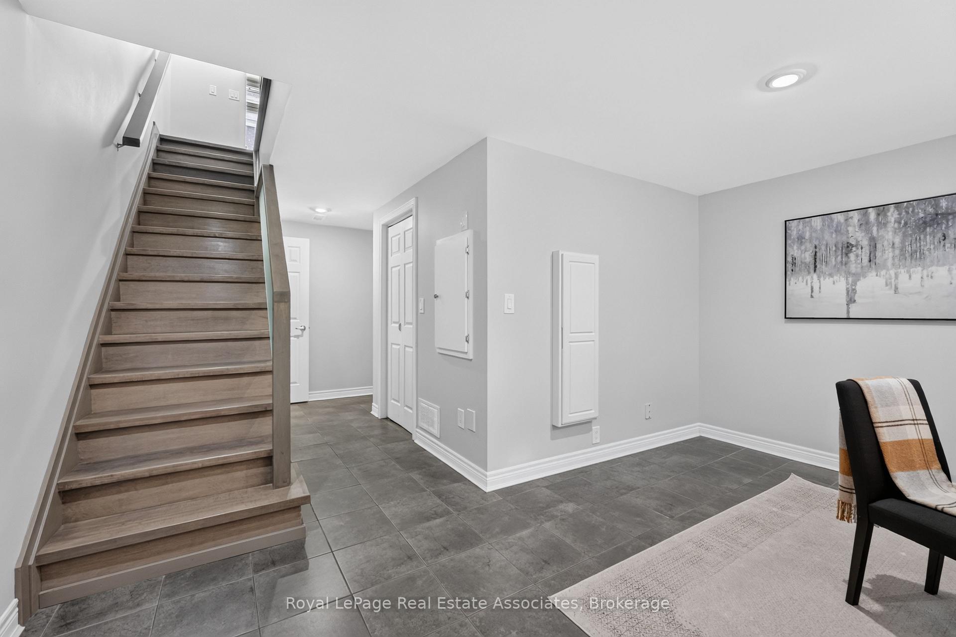 Photo 41 of 30 Michael Power Place, Etobicoke, Islington-City Centre West — HOMEH
