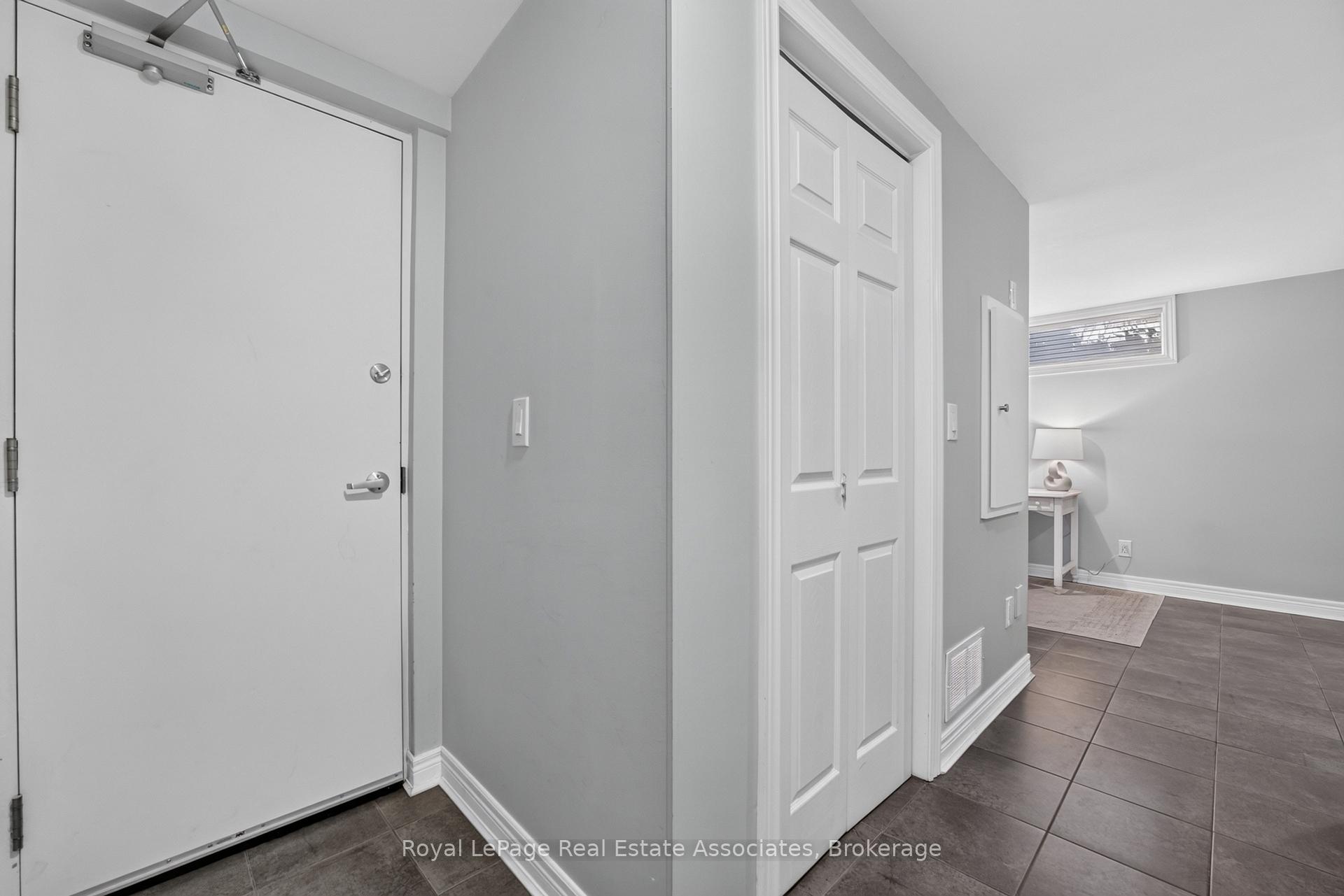 Photo 45 of 30 Michael Power Place, Etobicoke, Islington-City Centre West — HOMEH