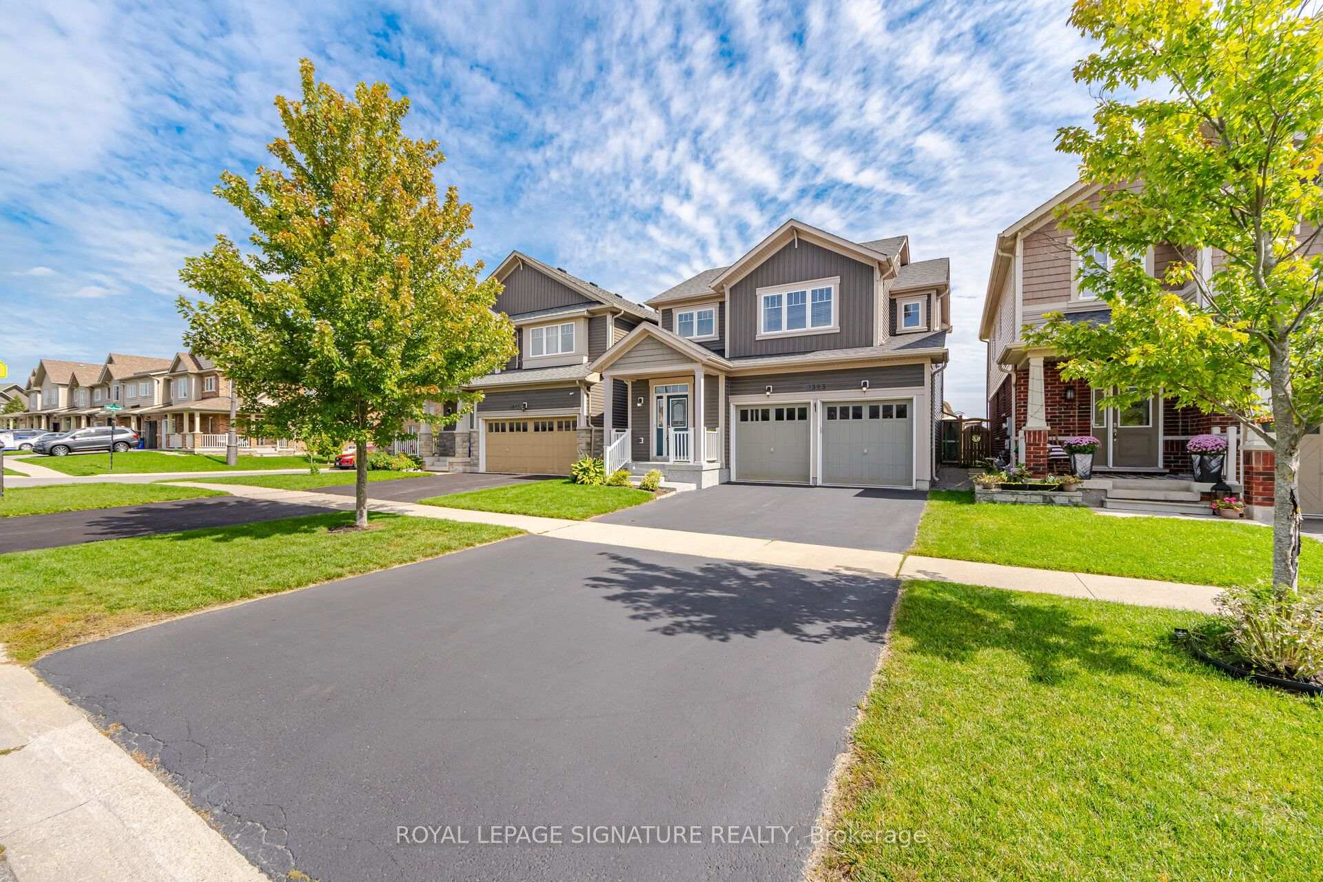 Photo 4 of 2323 Steeplechase Street, Oshawa, Windfields — HOMEH