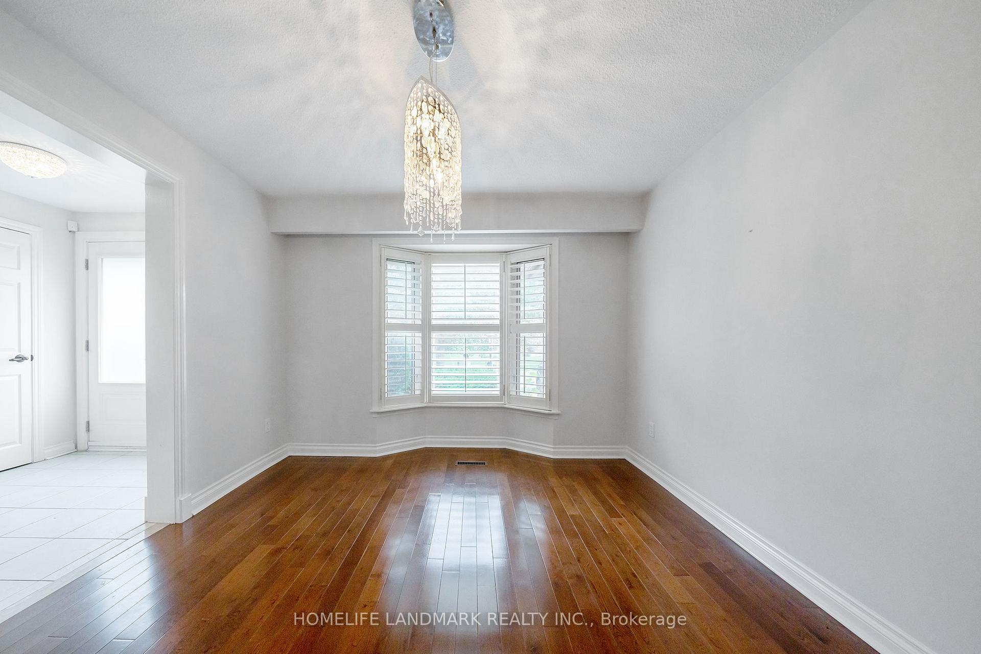 Photo 13 of 2365 Baccaro Road, Oakville, Ford — HOMEH