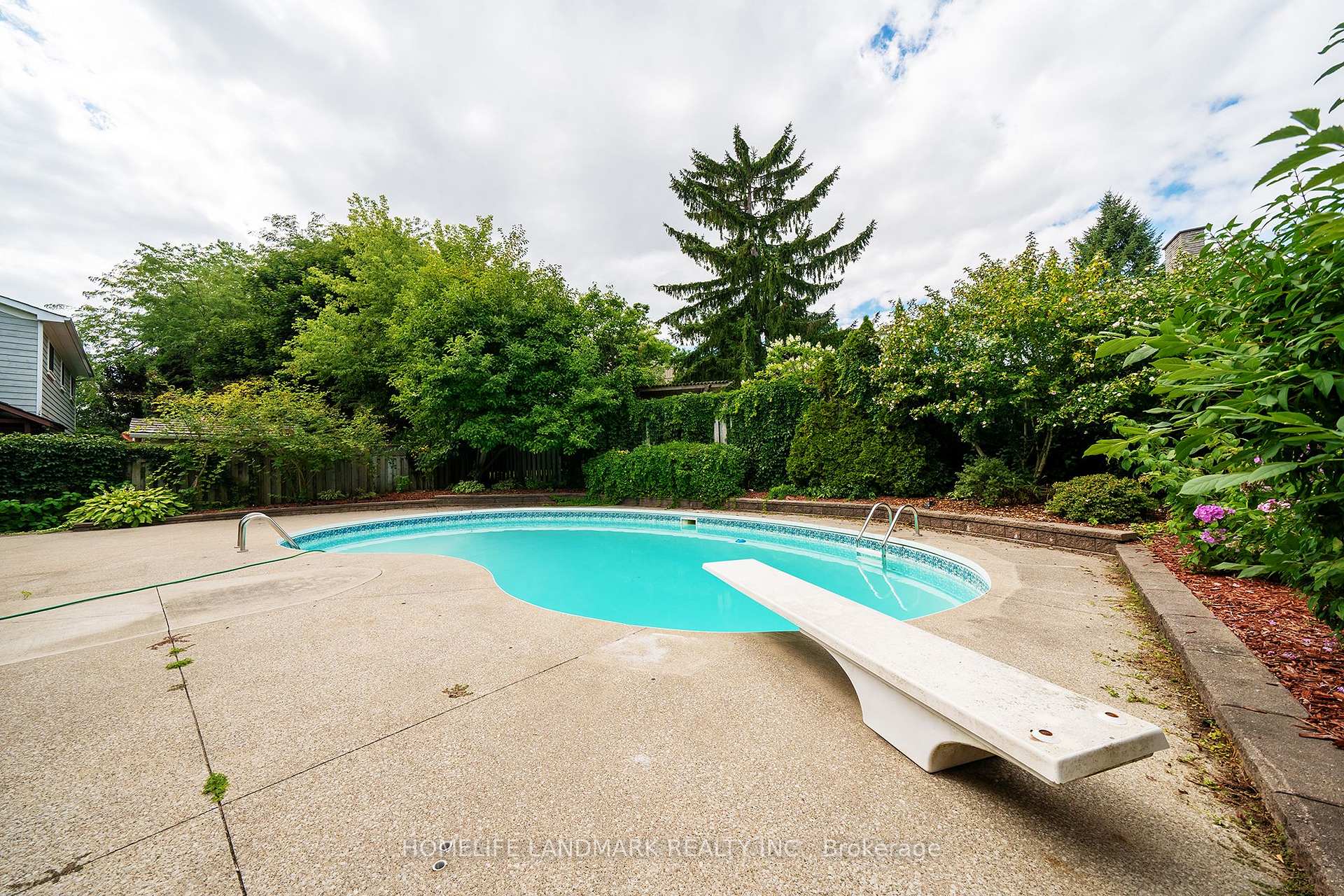 Photo 40 of 2365 Baccaro Road, Oakville, Ford — HOMEH