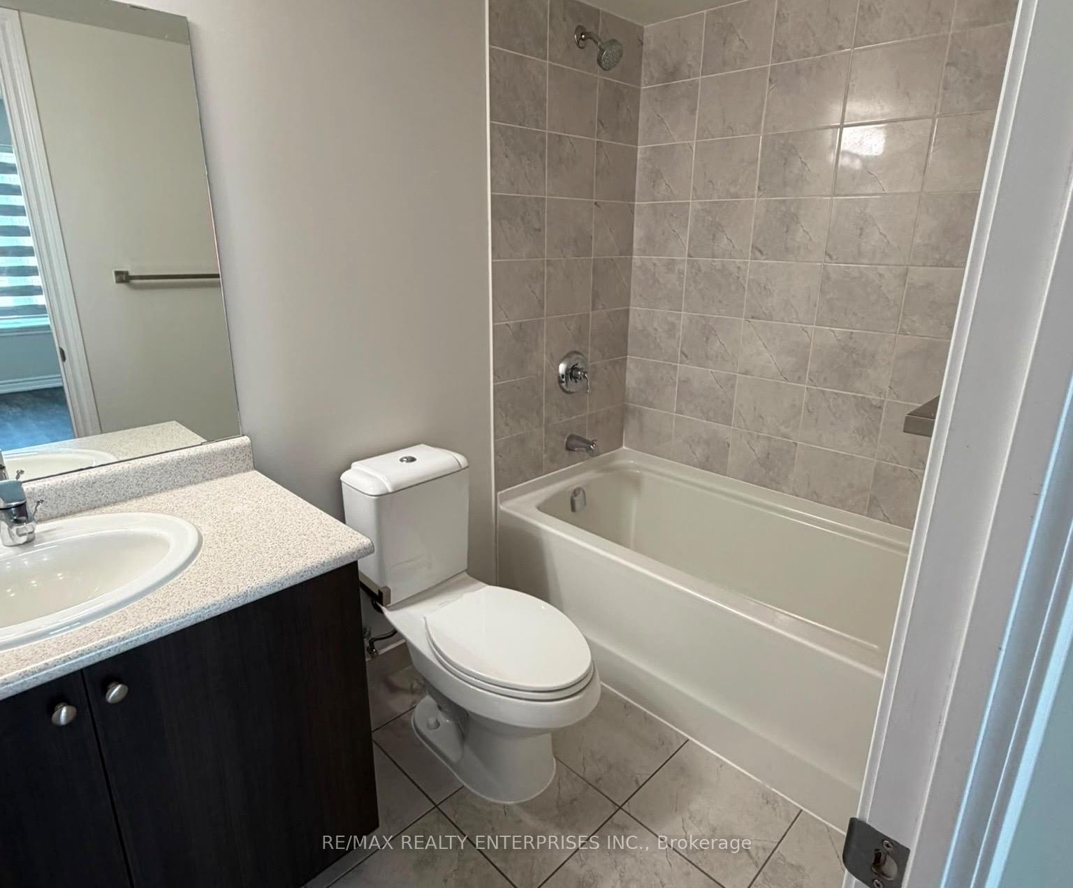 Photo 7 of Unit 502, 716 Main Street E, Milton, Timberlea — HOMEH