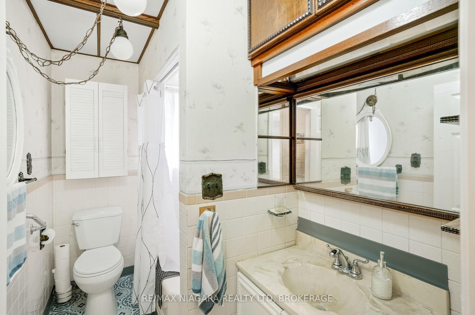 Photo 18 of 509 Lincoln Street, Welland, Lincoln/Crowland — HOMEH