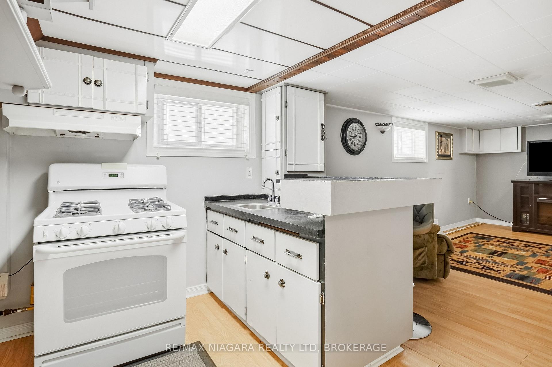 Photo 30 of 509 Lincoln Street, Welland, Lincoln/Crowland — HOMEH