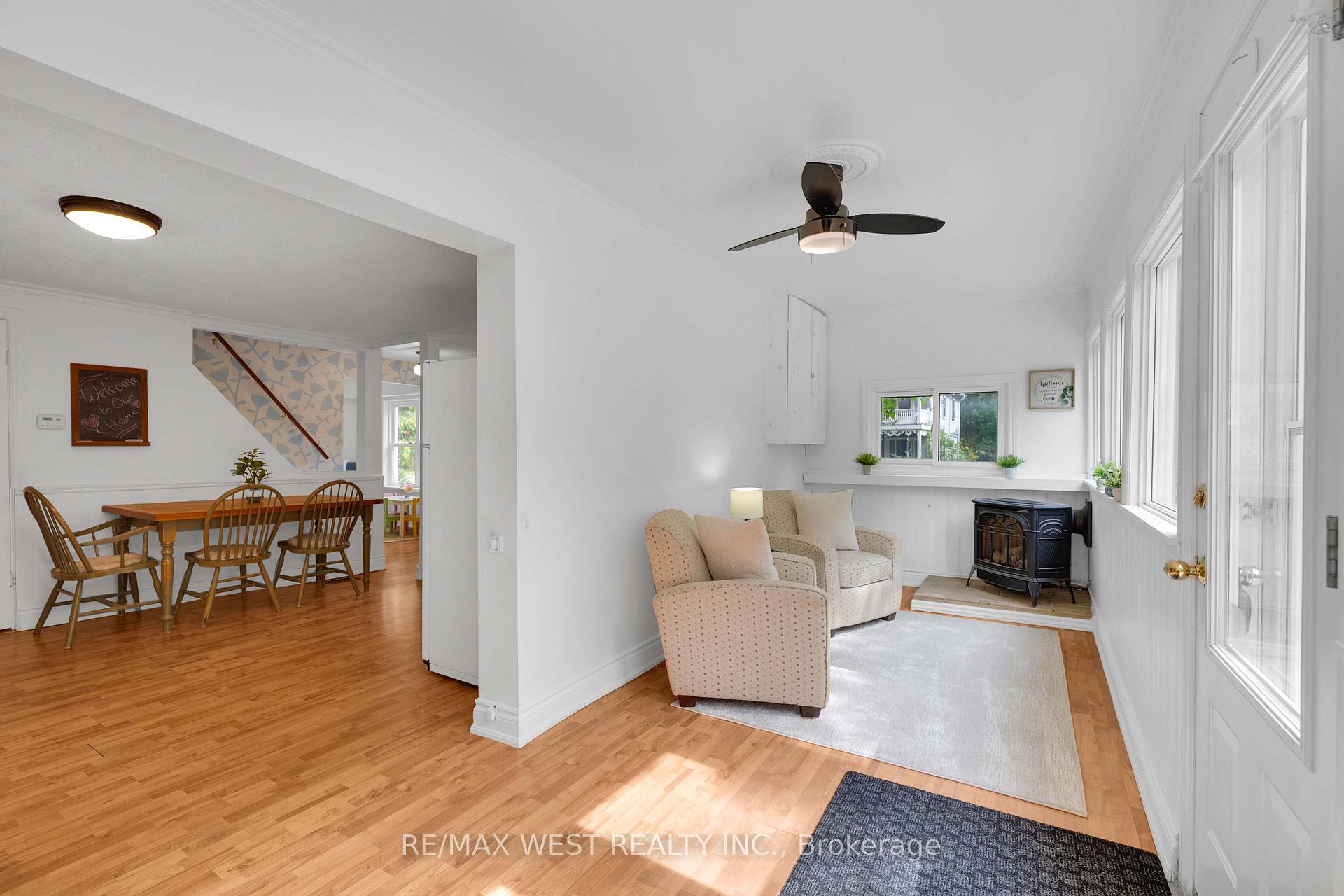 Photo 4 of 21 Mill Street, Amaranth, Rural Amaranth — HOMEH
