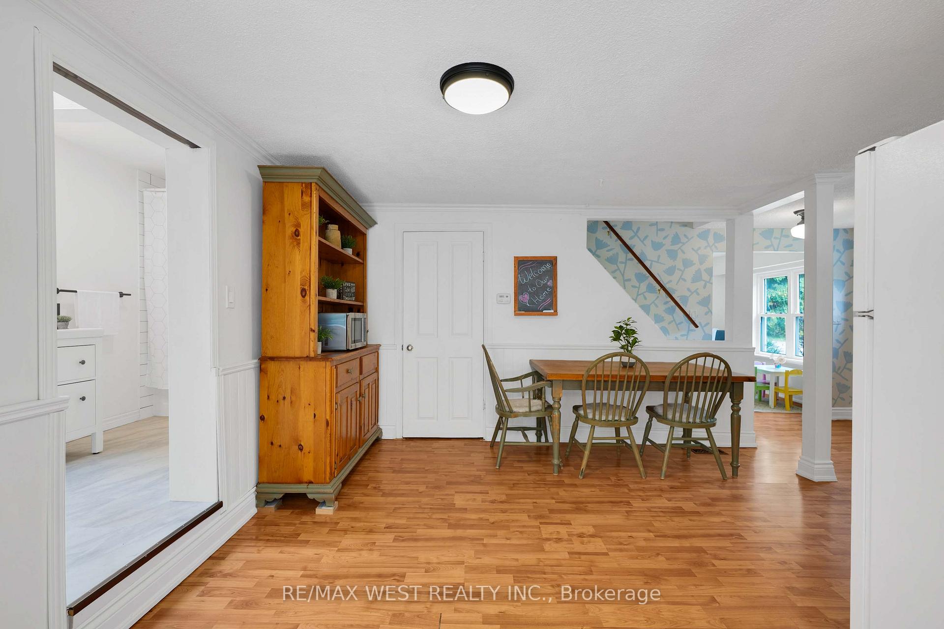 Photo 5 of 21 Mill Street, Amaranth, Rural Amaranth — HOMEH