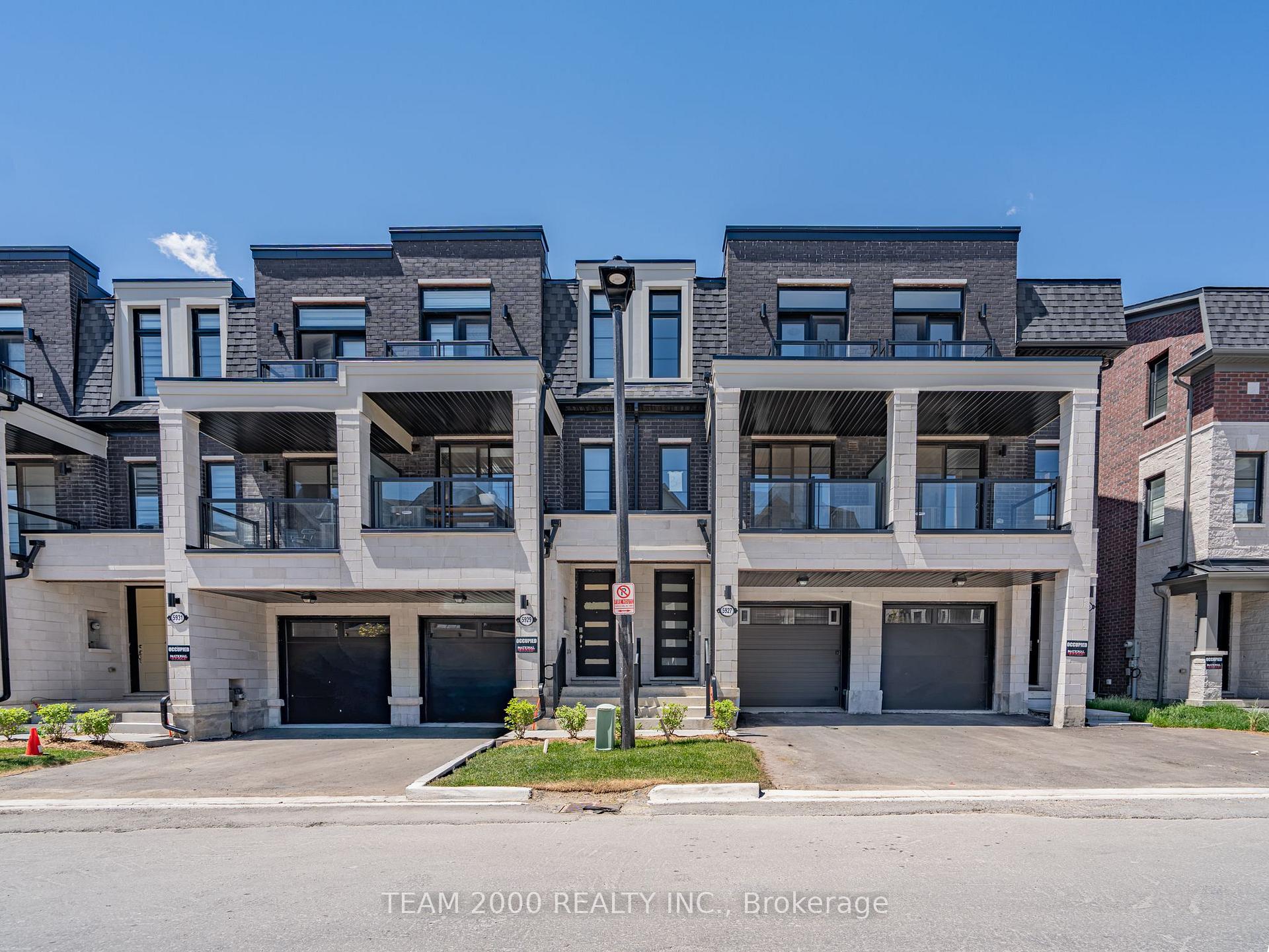 Front of 5927 Saigon Street