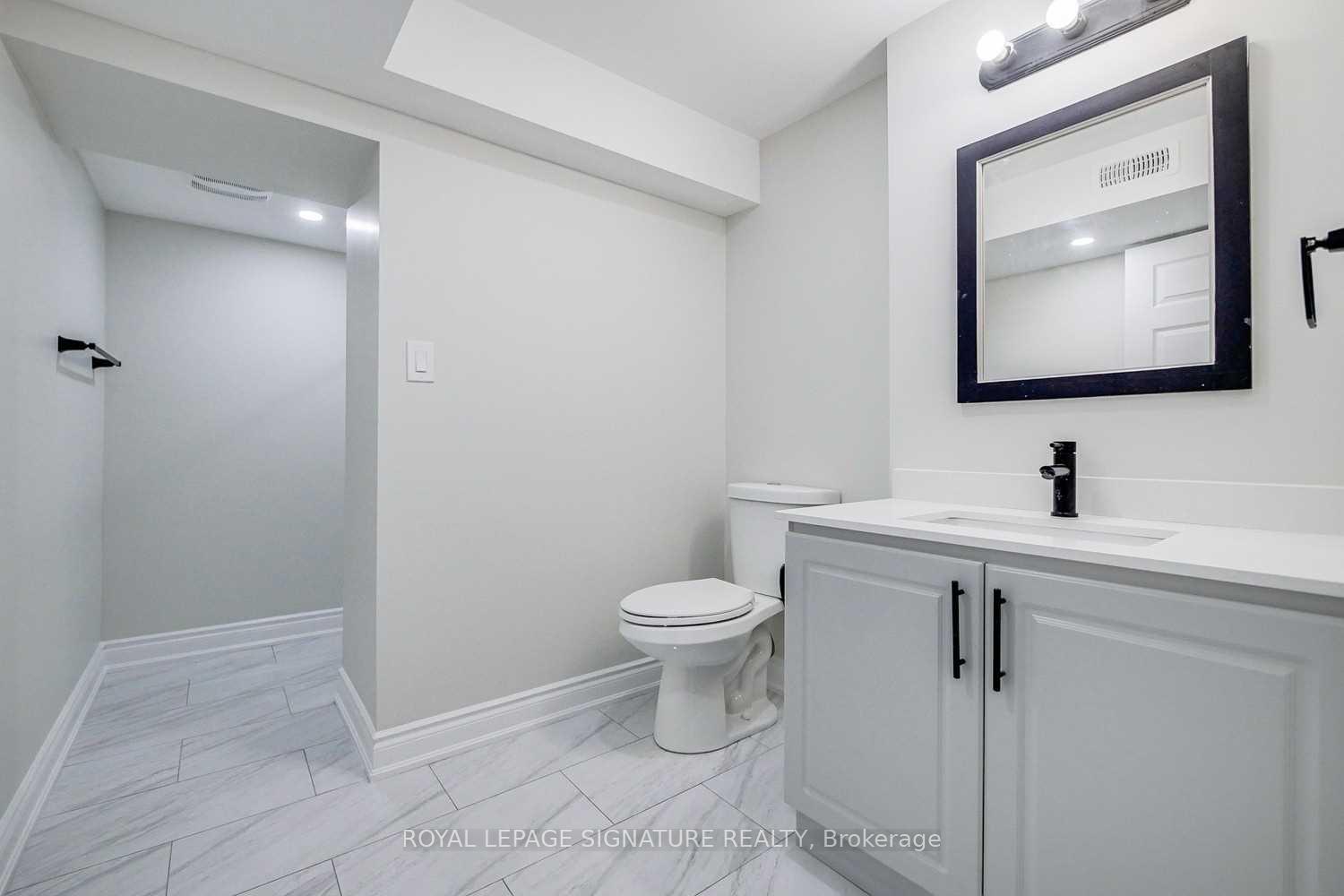 Photo 18 of 2260 Ridge Landing, Oakville, West Oak Trails — HOMEH