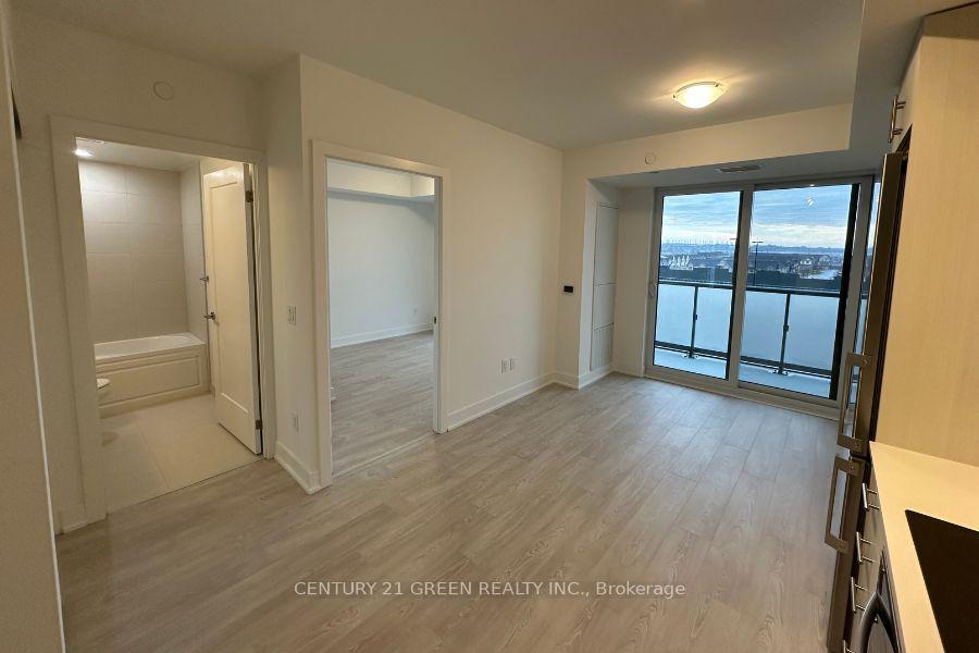 Photo 4 of Unit 501, 2545 Simcoe Street N, Oshawa, Windfields — HOMEH