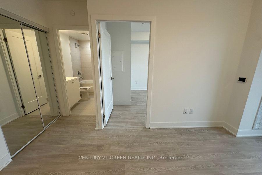 Photo 5 of Unit 501, 2545 Simcoe Street N, Oshawa, Windfields — HOMEH