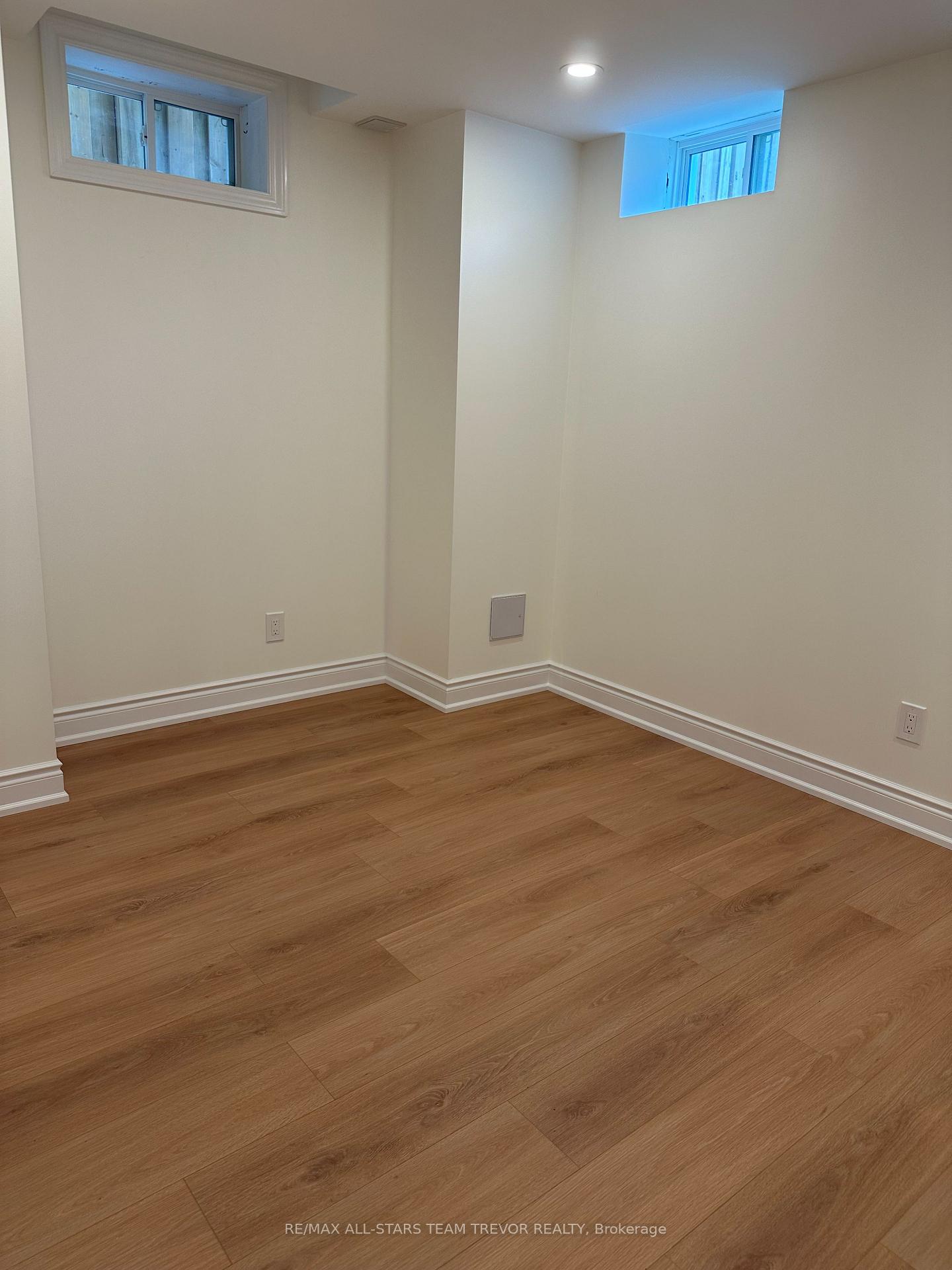 Photo 5 of Unit Basement, 32 Valleo Street, Georgina, Keswick North — HOMEH