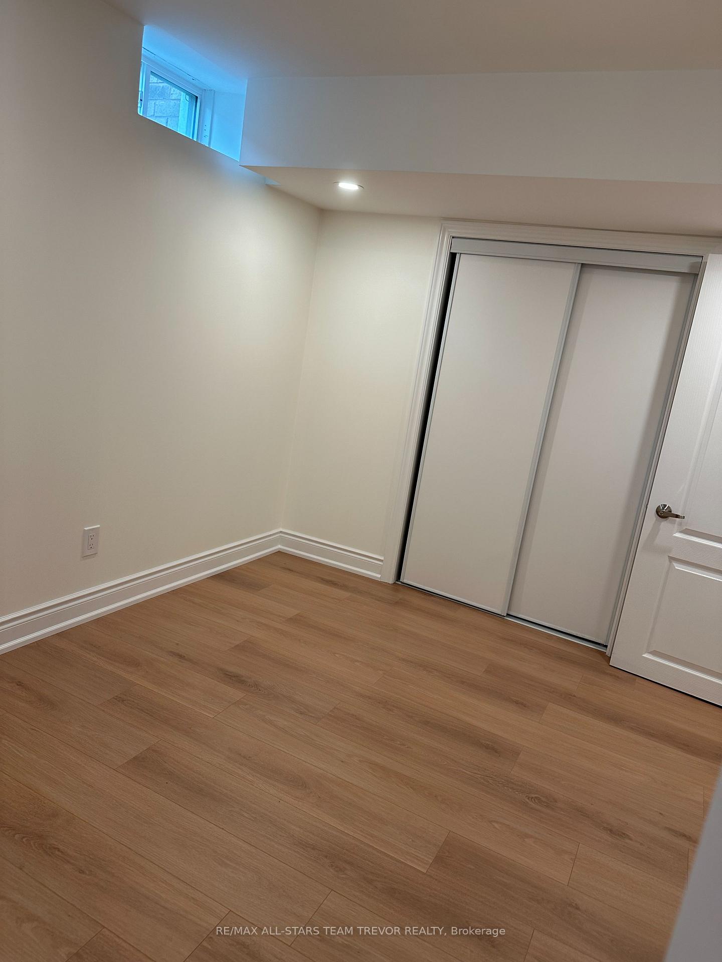 Photo 6 of Unit Basement, 32 Valleo Street, Georgina, Keswick North — HOMEH