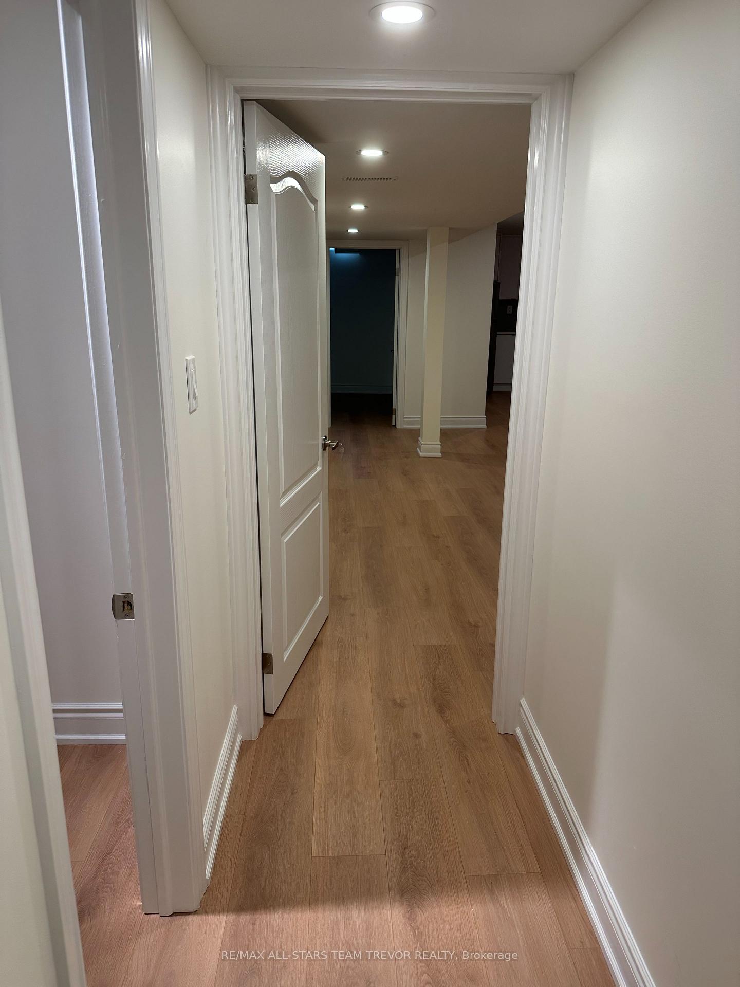 Photo 12 of Unit Basement, 32 Valleo Street, Georgina, Keswick North — HOMEH