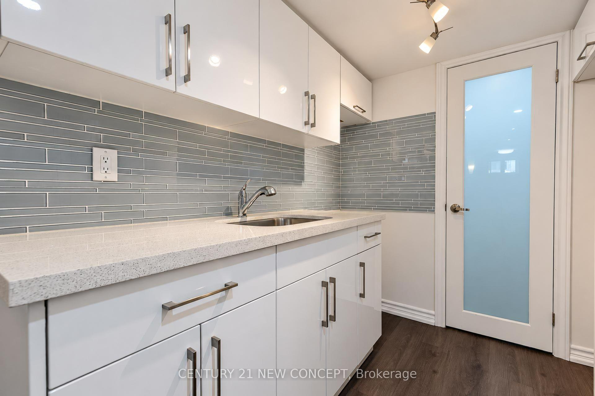Photo 38 of 17 Lyndale Drive, North York, Willowdale East — HOMEH