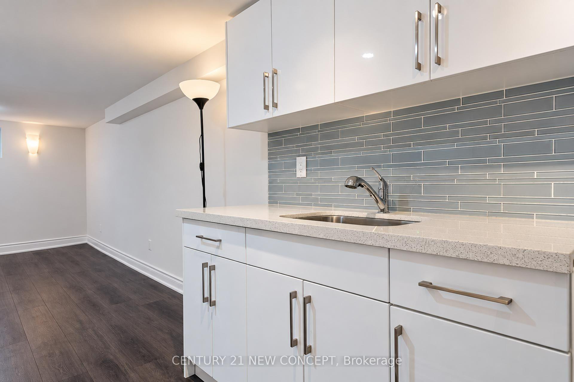 Photo 39 of 17 Lyndale Drive, North York, Willowdale East — HOMEH