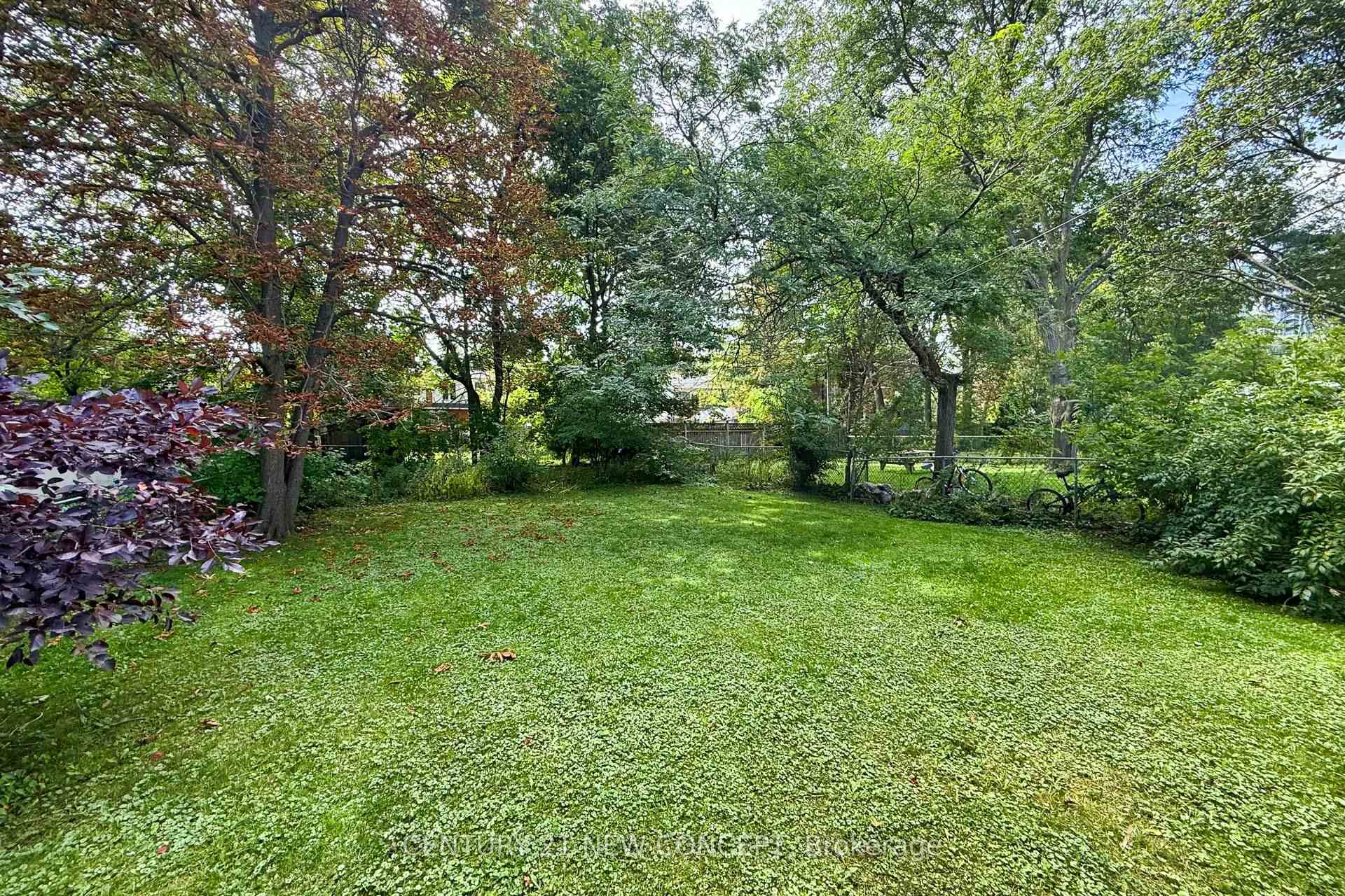 Photo 47 of 17 Lyndale Drive, North York, Willowdale East — HOMEH