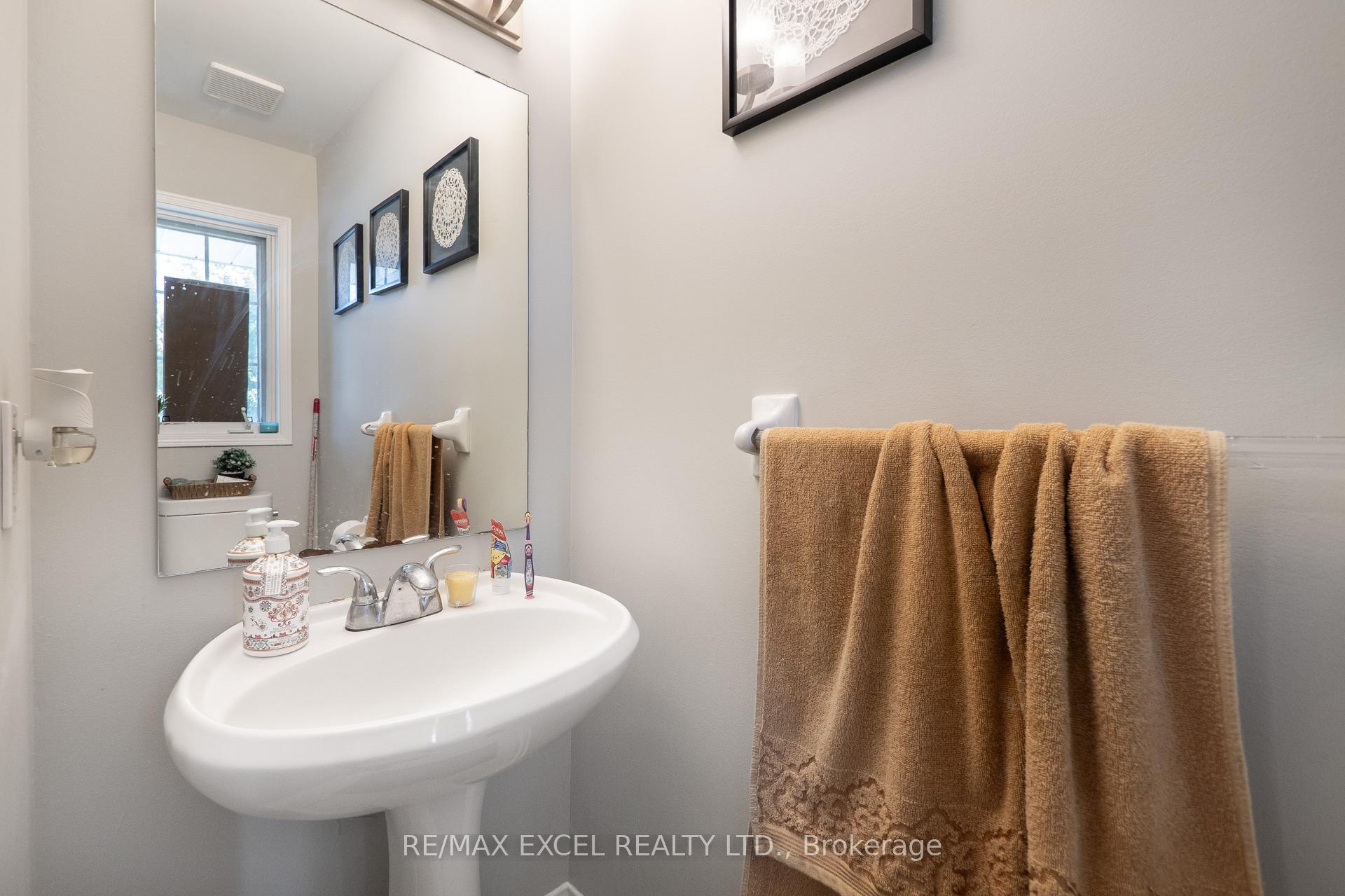 Photo 19 of 5146 Porter Street, Burlington, Uptown — HOMEH