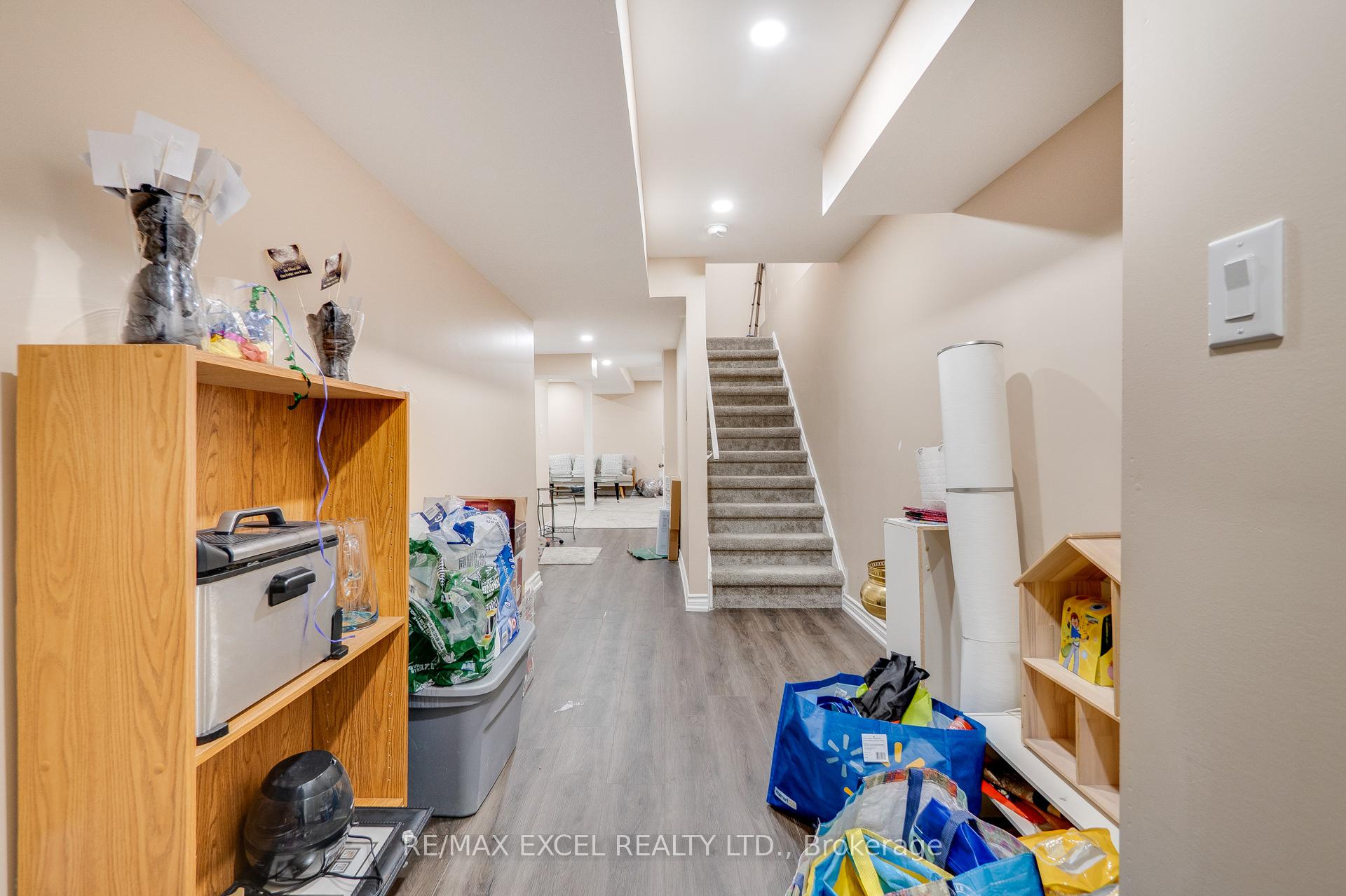 Photo 41 of 5146 Porter Street, Burlington, Uptown — HOMEH