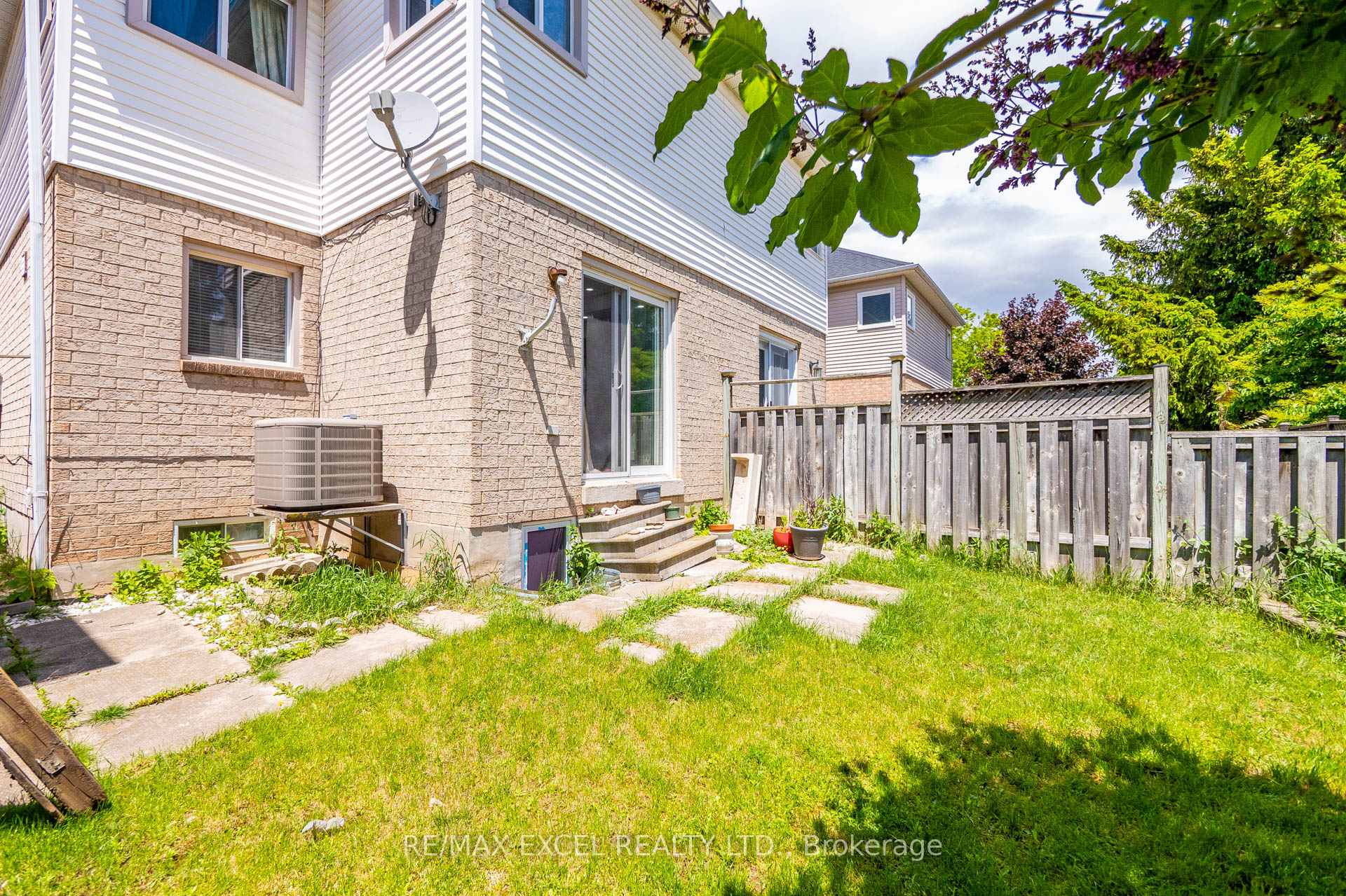 Photo 50 of 5146 Porter Street, Burlington, Uptown — HOMEH
