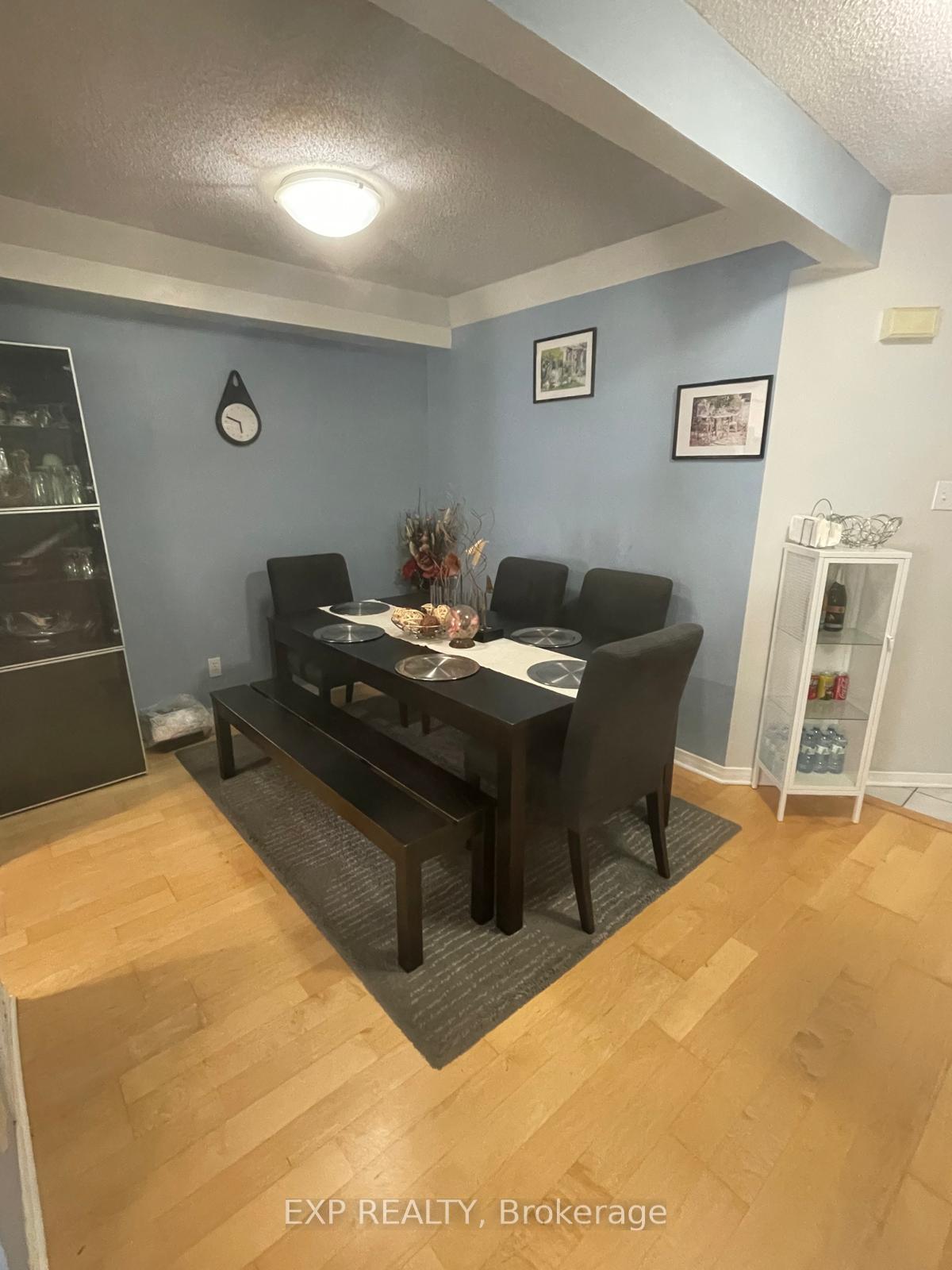 Photo 10 of 55 Whitegate Crescent, Ottawa, Barrhaven - Longfields — HOMEH