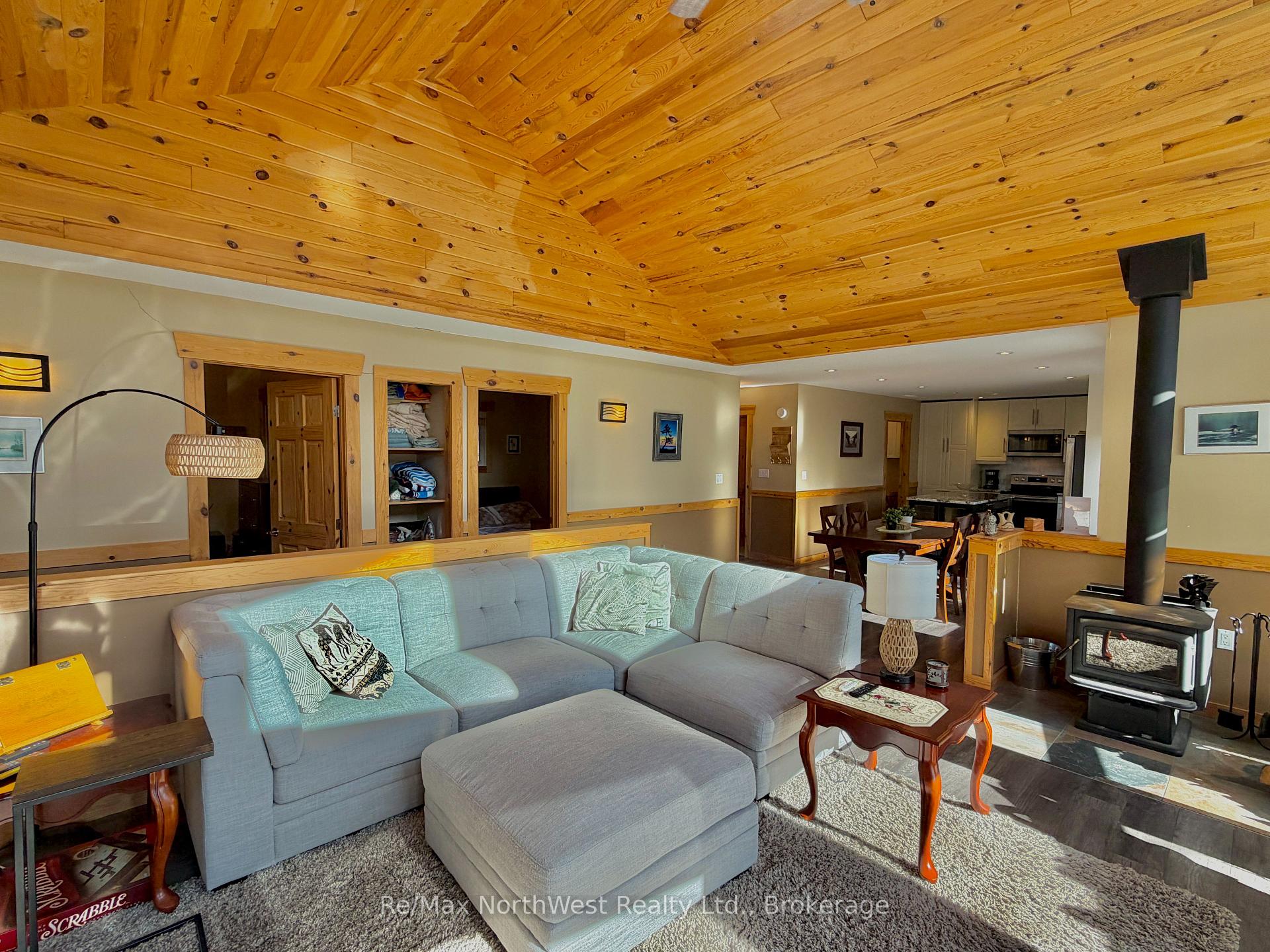 Photo 4 of 21 Crystal Street S, Kenora, Keewatin North — HOMEH