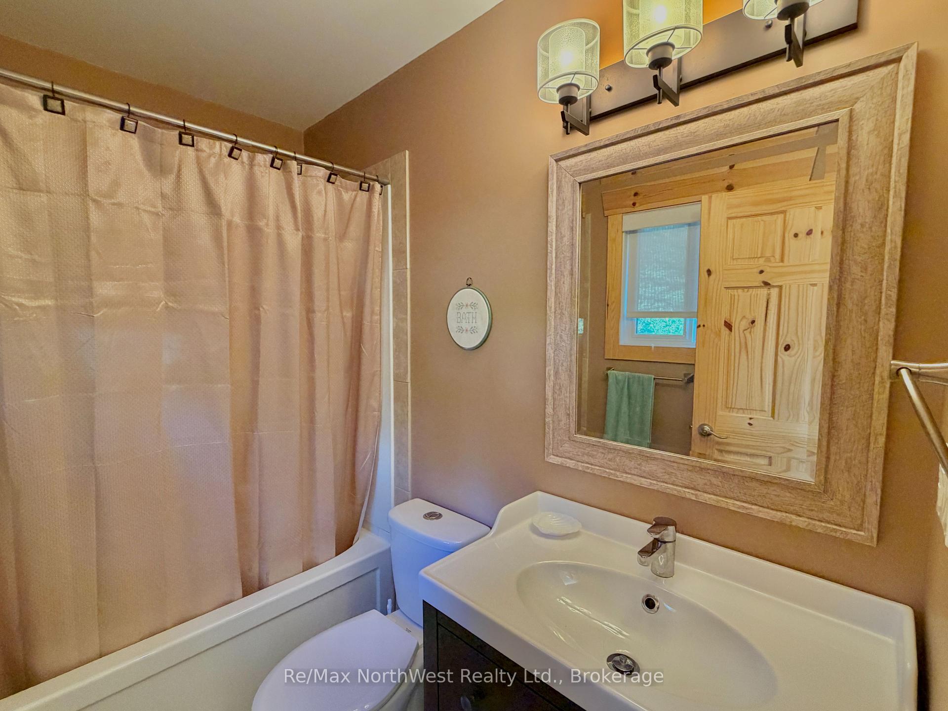 Photo 24 of 21 Crystal Street S, Kenora, Keewatin North — HOMEH
